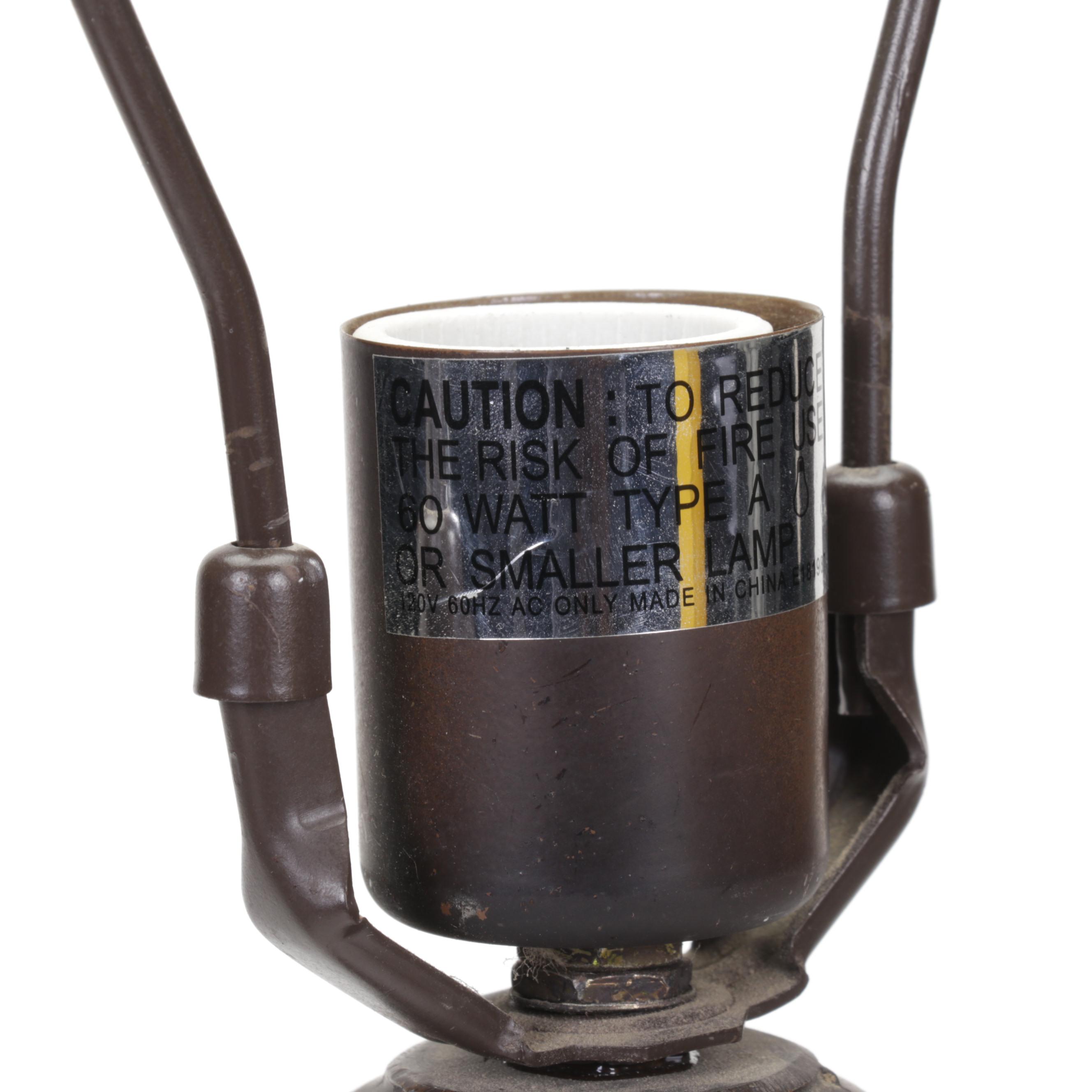 Arts and Crafts Style Slag Glass Table Lamp