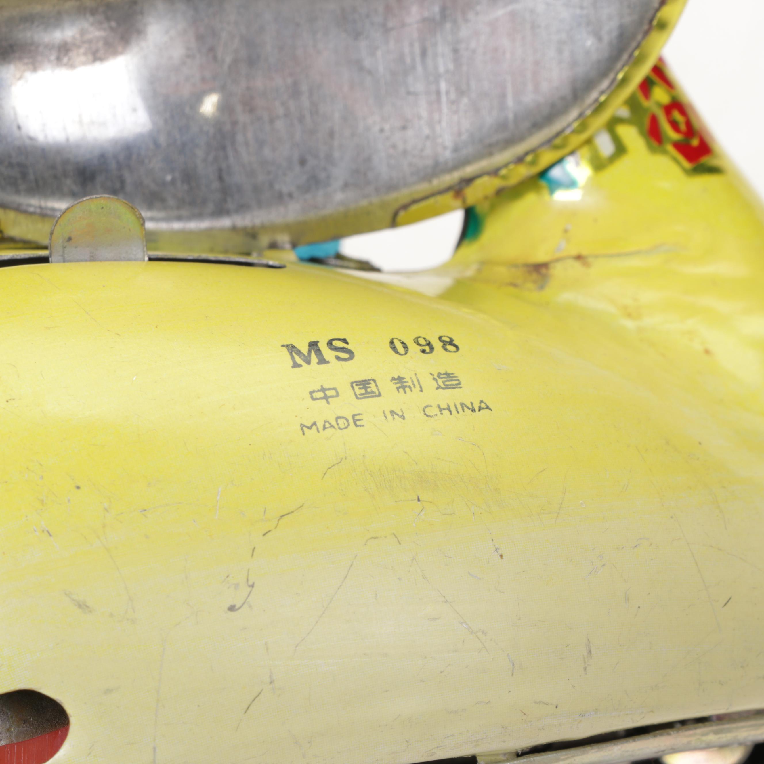 Tin Litho Wind-Up Toy Gosling, Late 20th Century