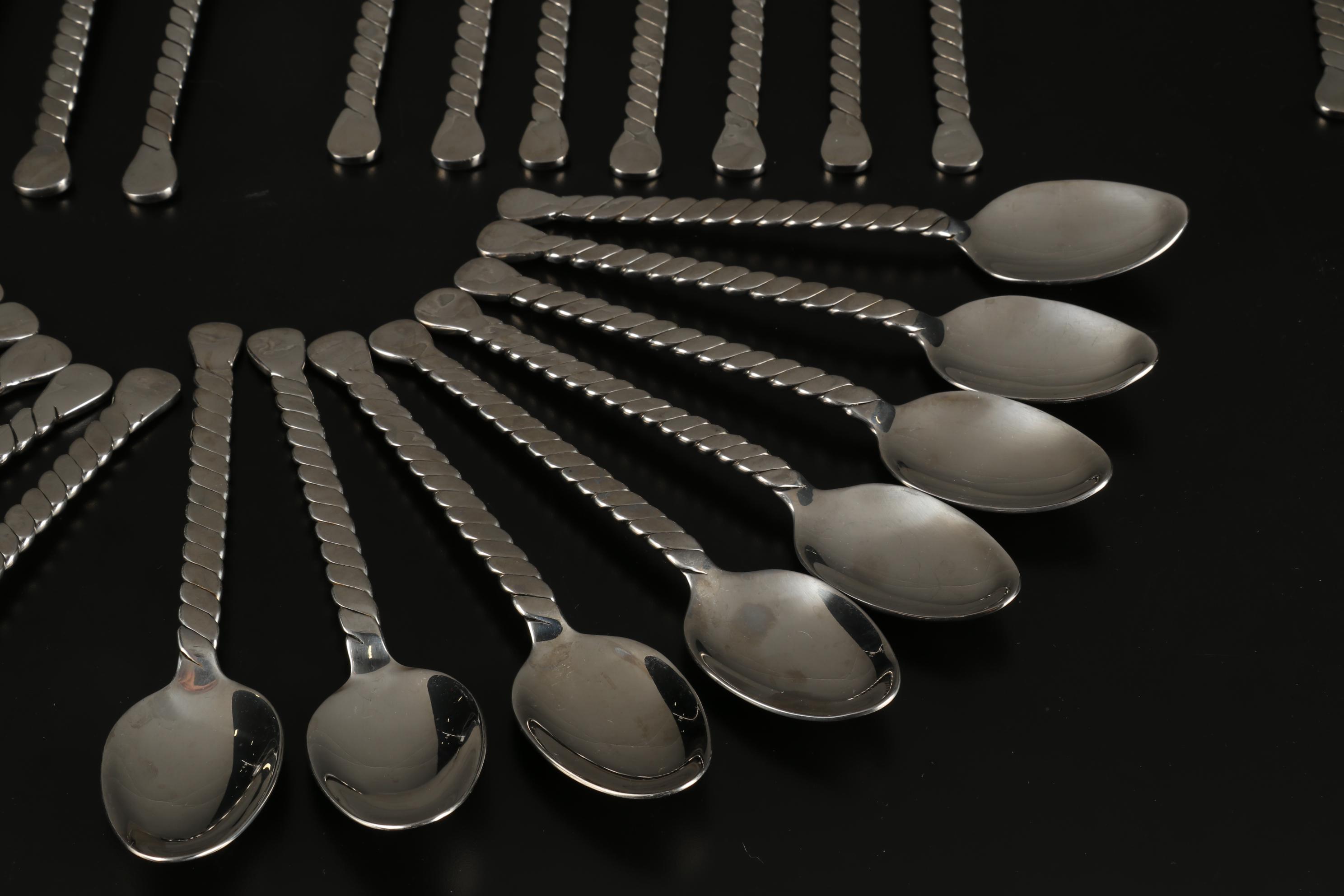 Twist Handled Stainless Steel  Flatware