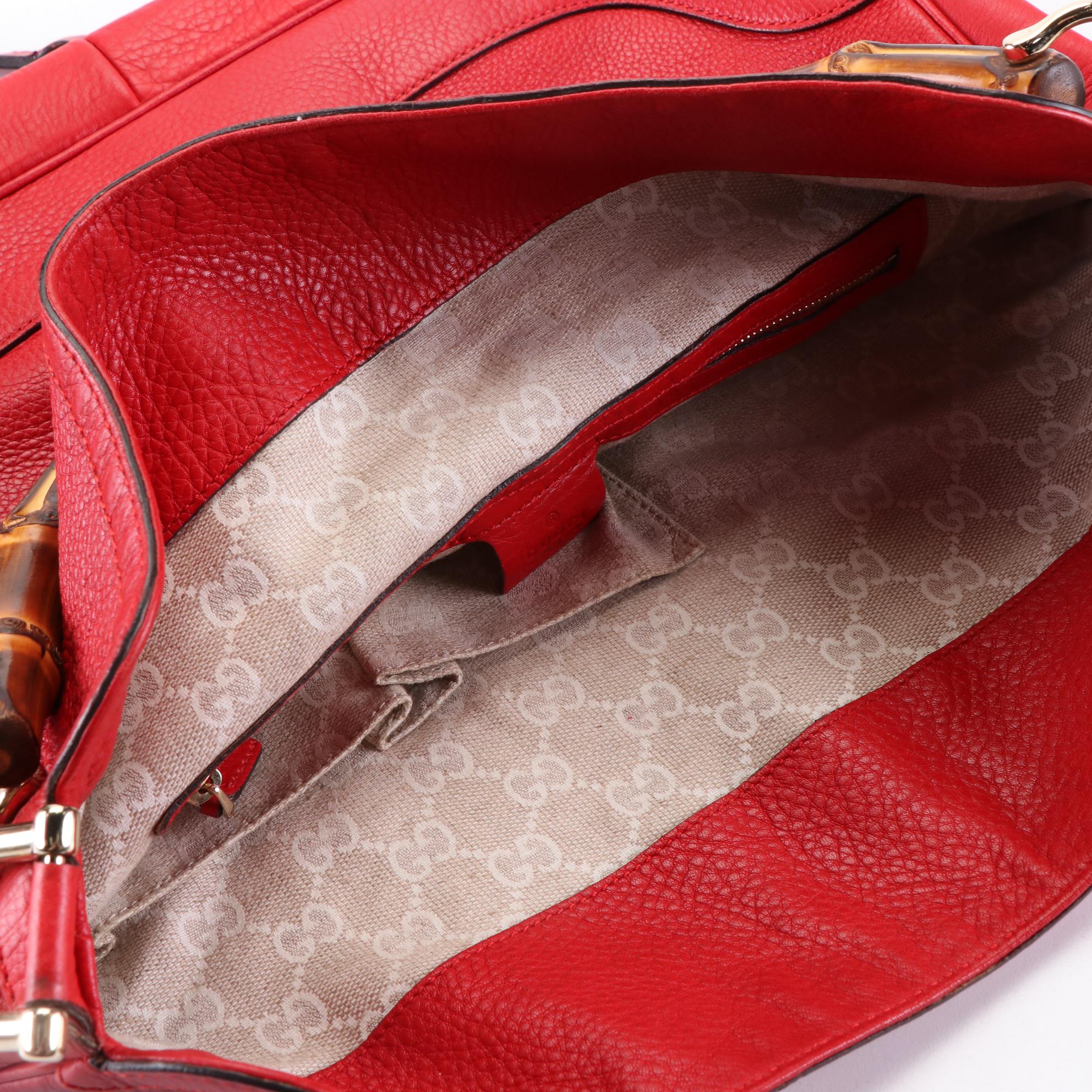 Gucci Bamboo Large Hobo Bag in Red Leather with Detachable Shoulder Strap