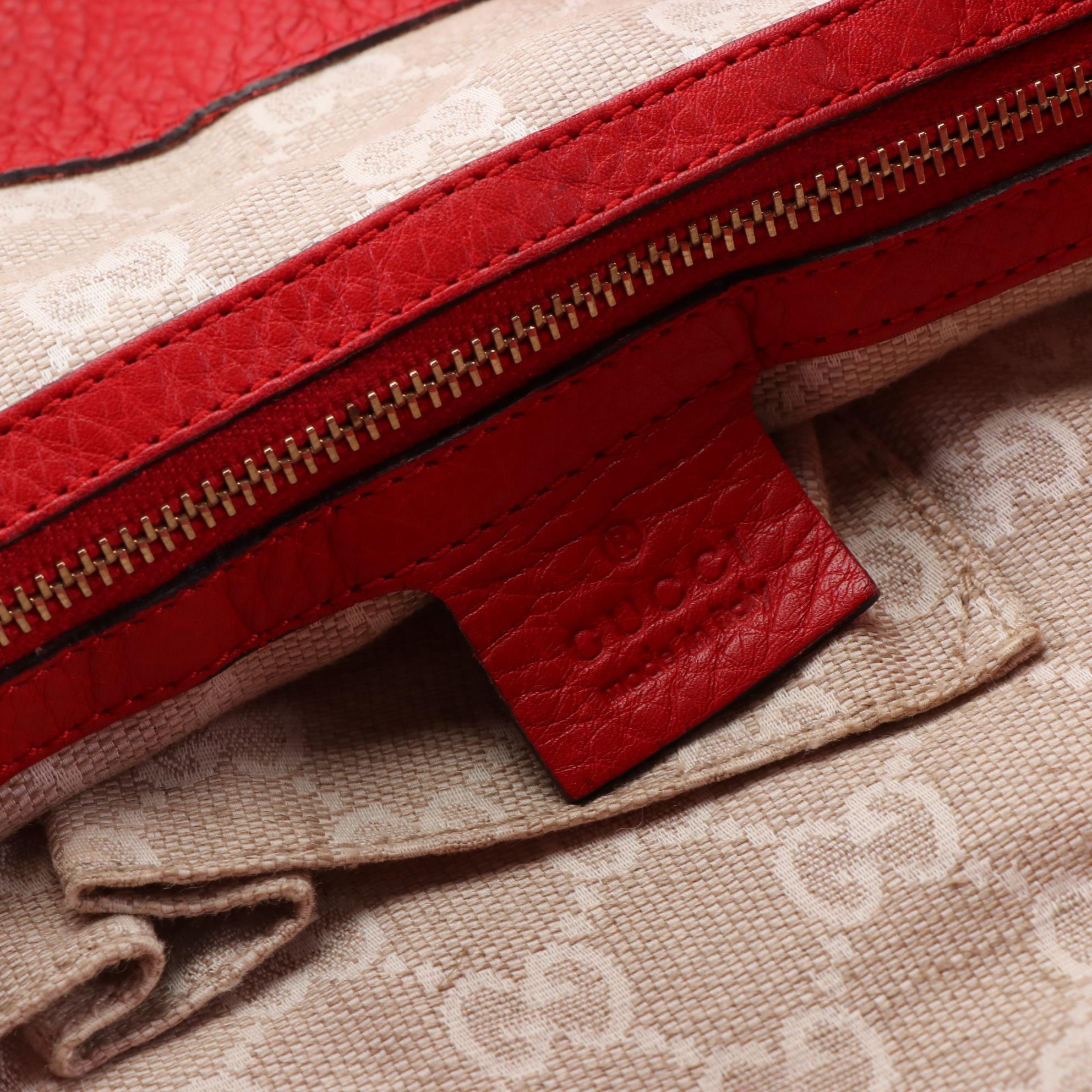 Gucci Bamboo Large Hobo Bag in Red Leather with Detachable Shoulder Strap