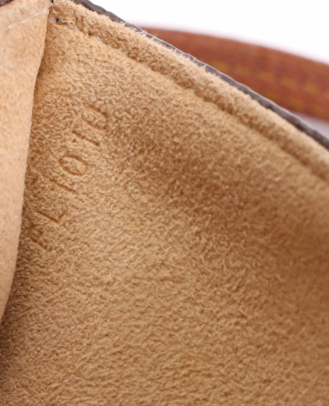 Louis Vuitton Pochette Twin GM in Monogram Canvas