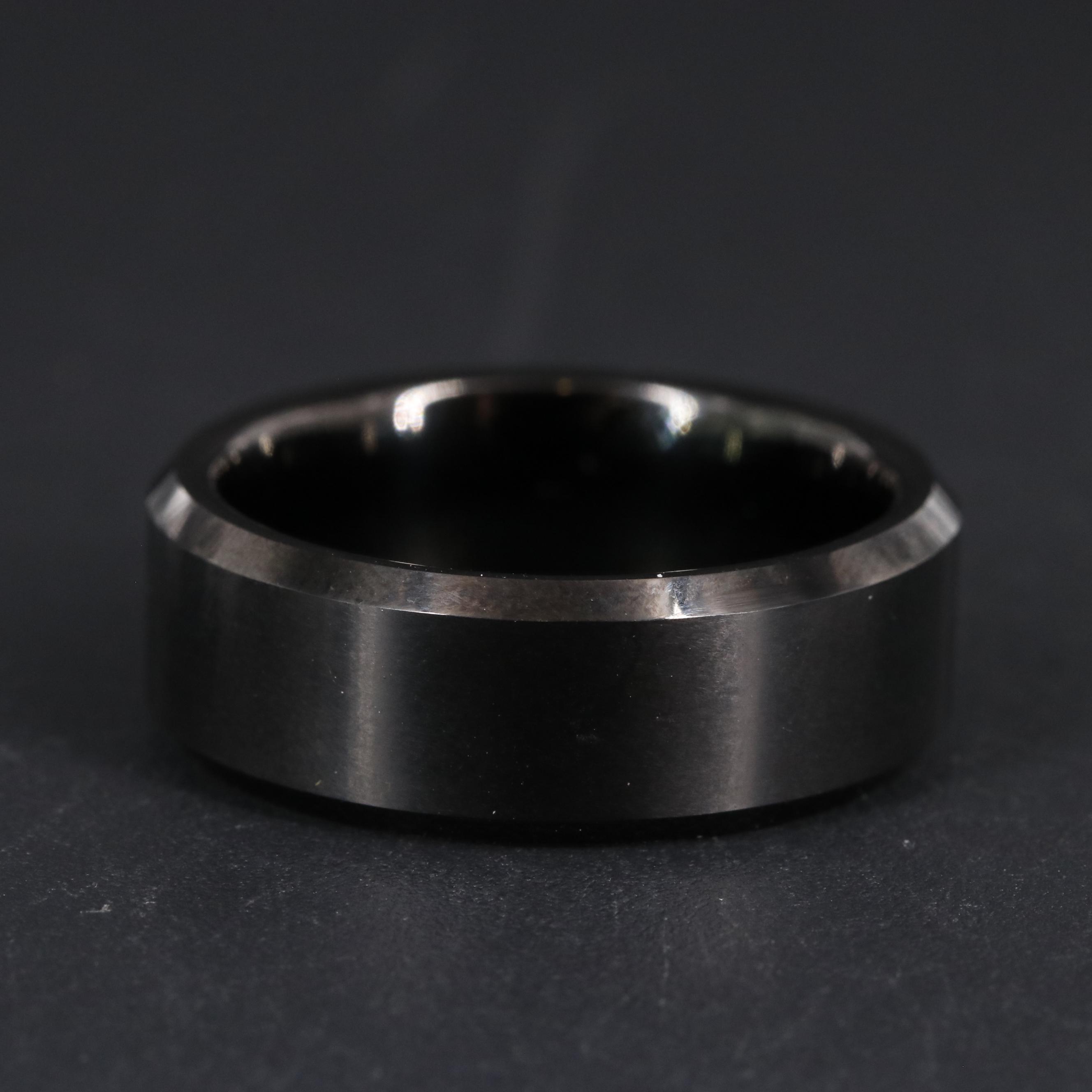 Tungsten Band Ring