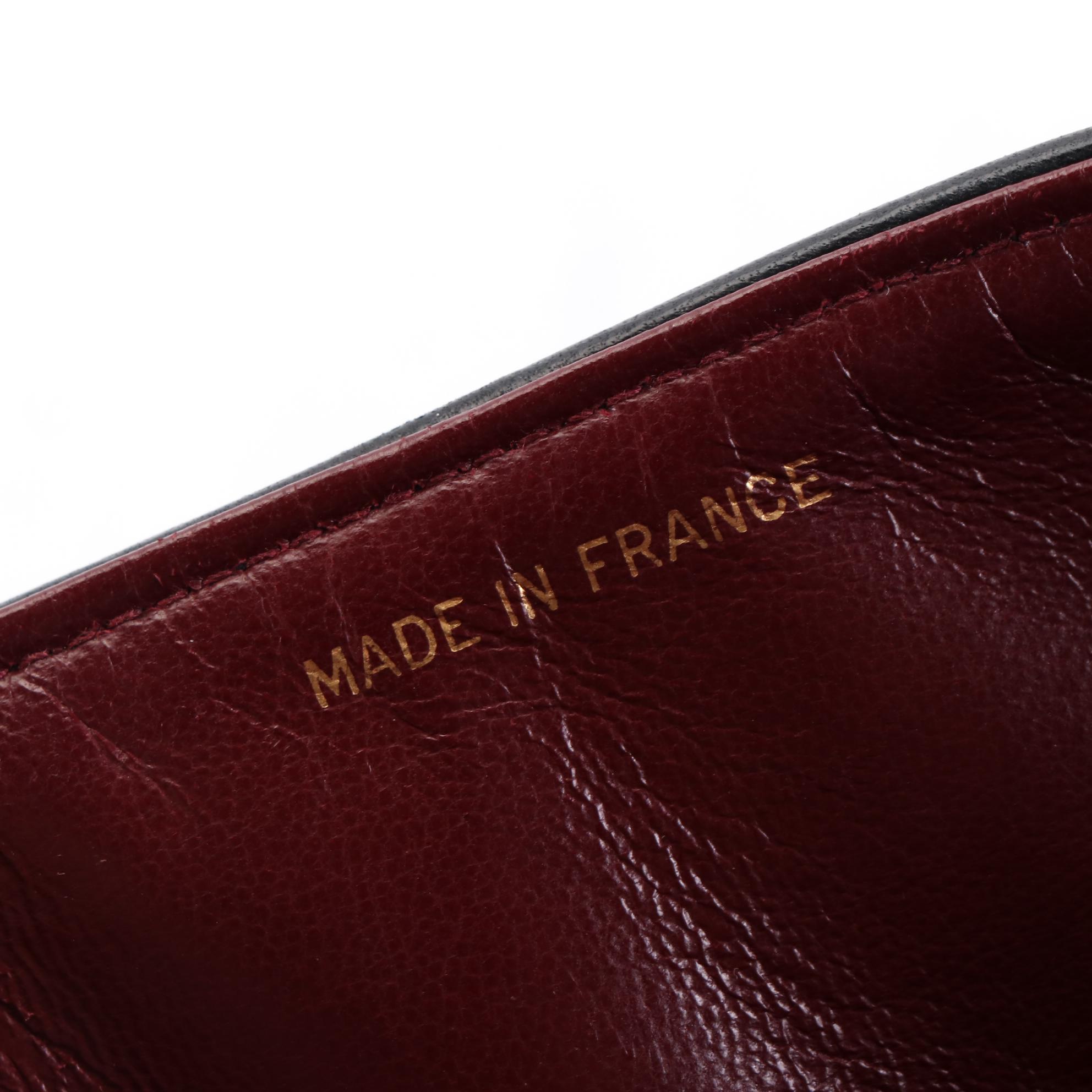 Chanel Timeless Classic Double Flap Bag M in Black Quilted Lambskin Leather