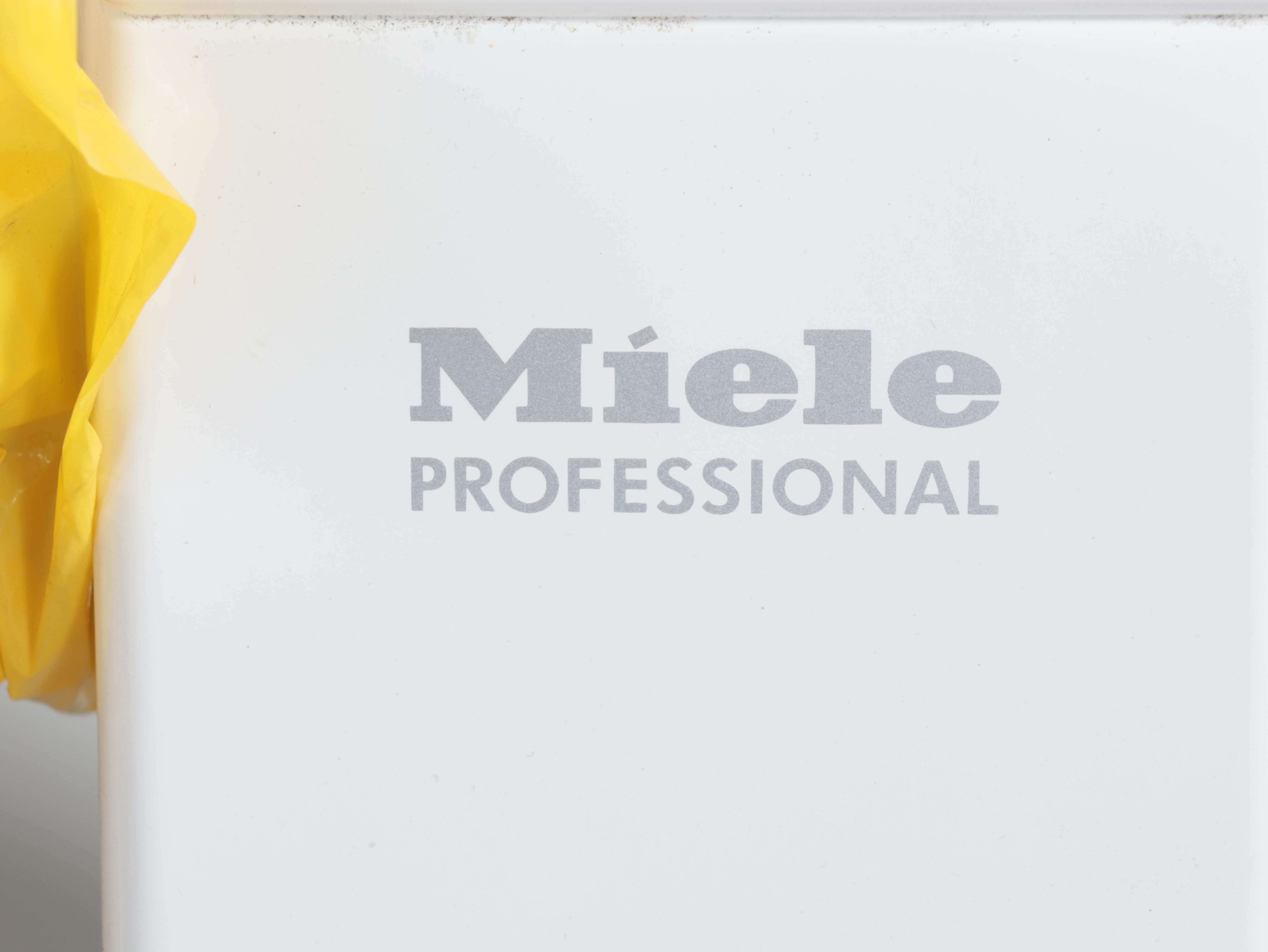 Miele Professional HM 16-800 Rotary Iron with Steam