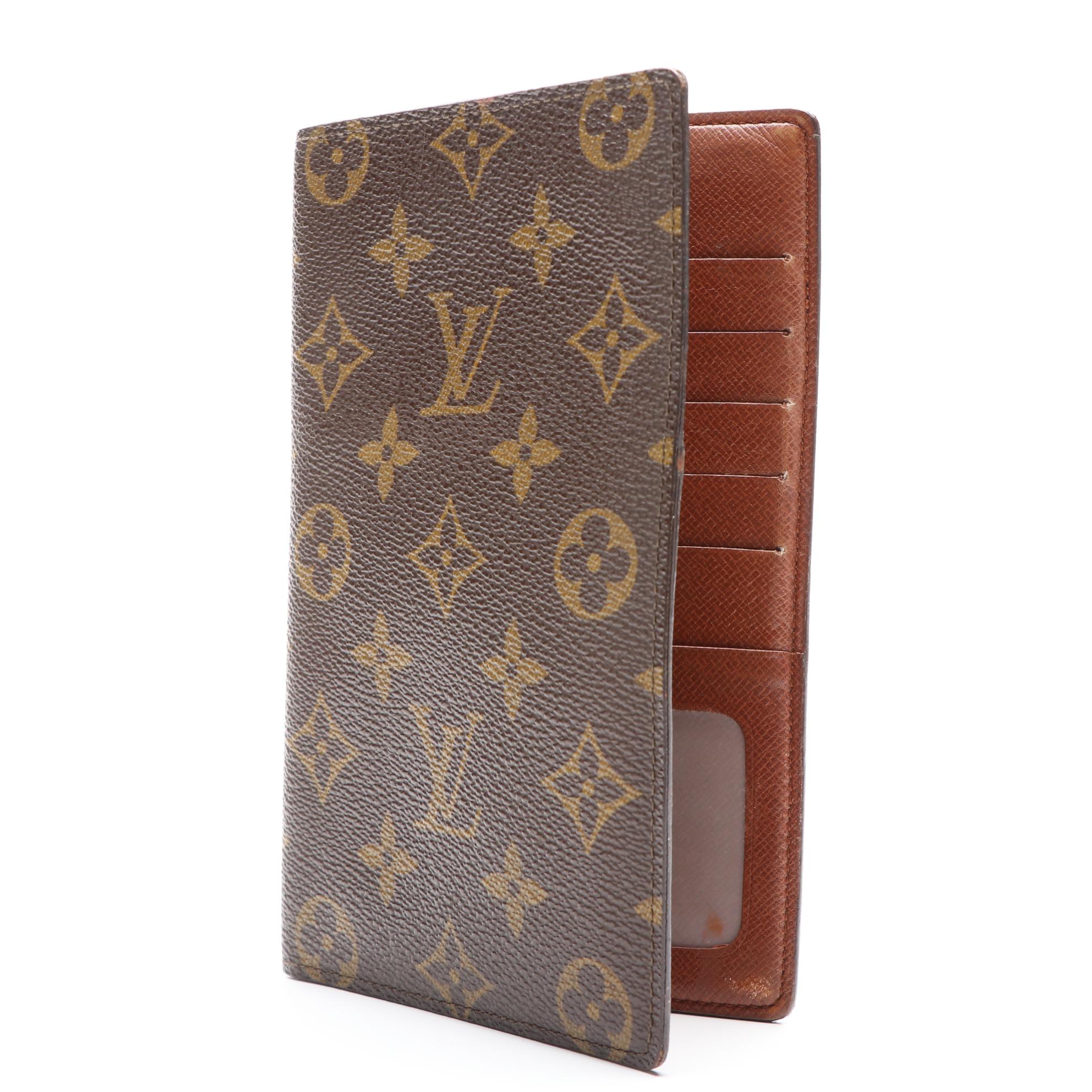 Louis Vuitton Passport Cover and Card Case in Monogram Canvas