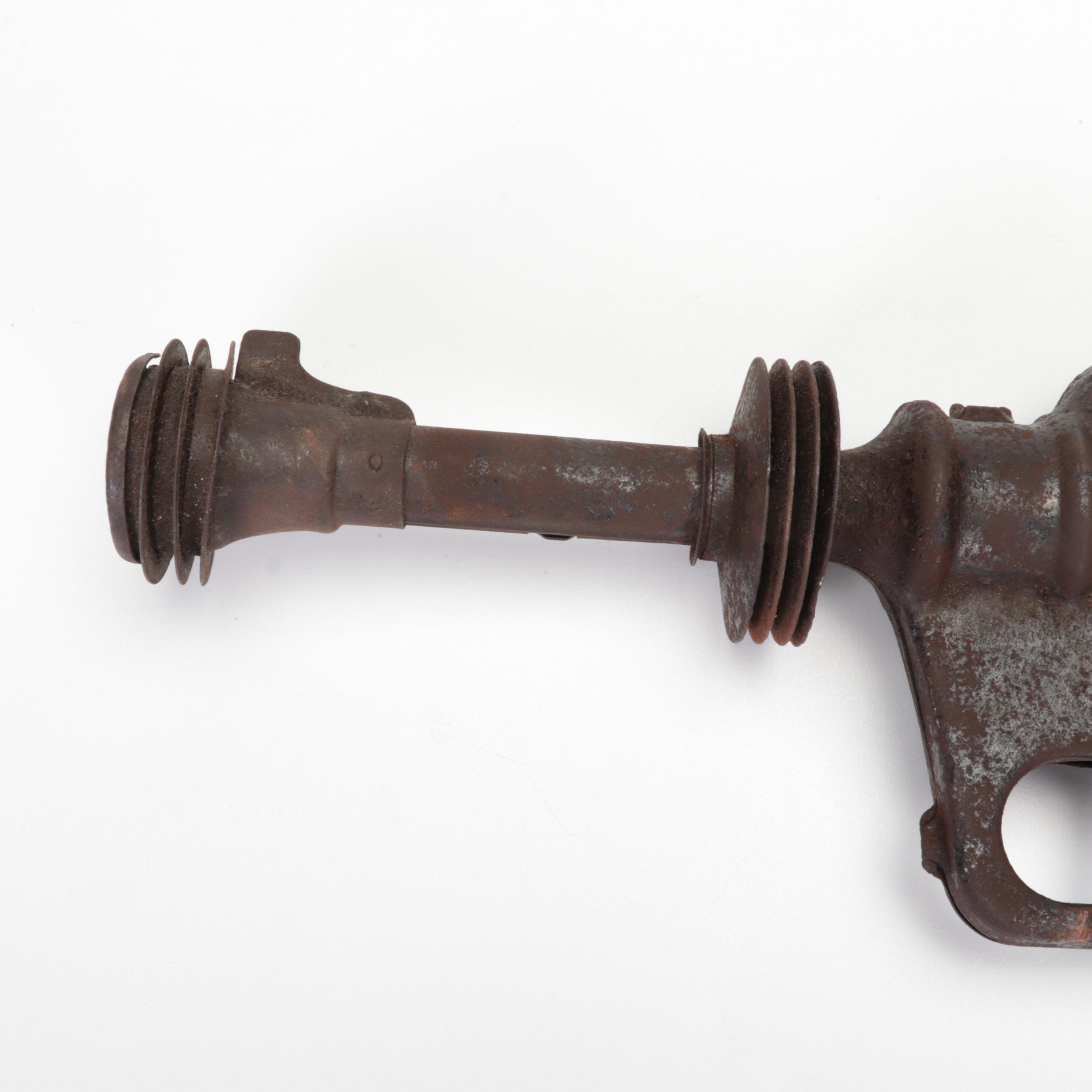 Replica "Disintegrator Pistol" From "Buck Rogers in the 25th Century"