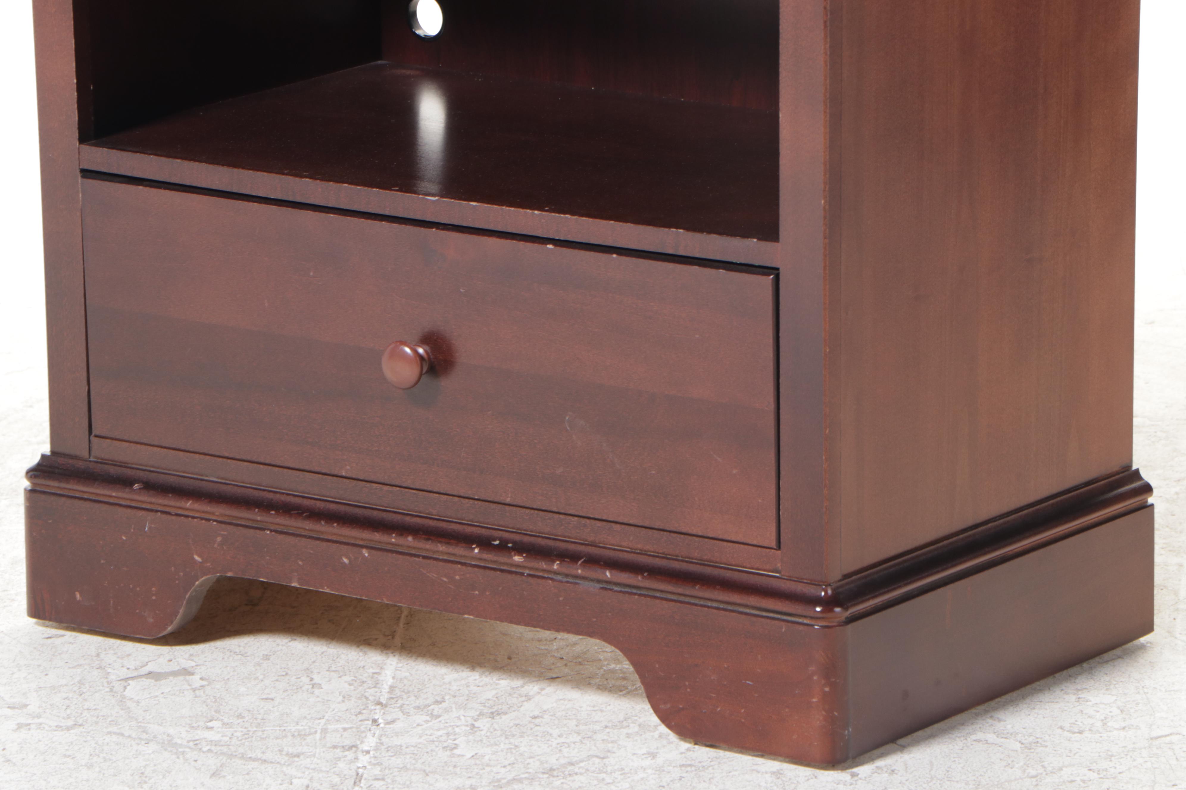 Stanley Furniture Young America "All Seasons" Maple Bookcase