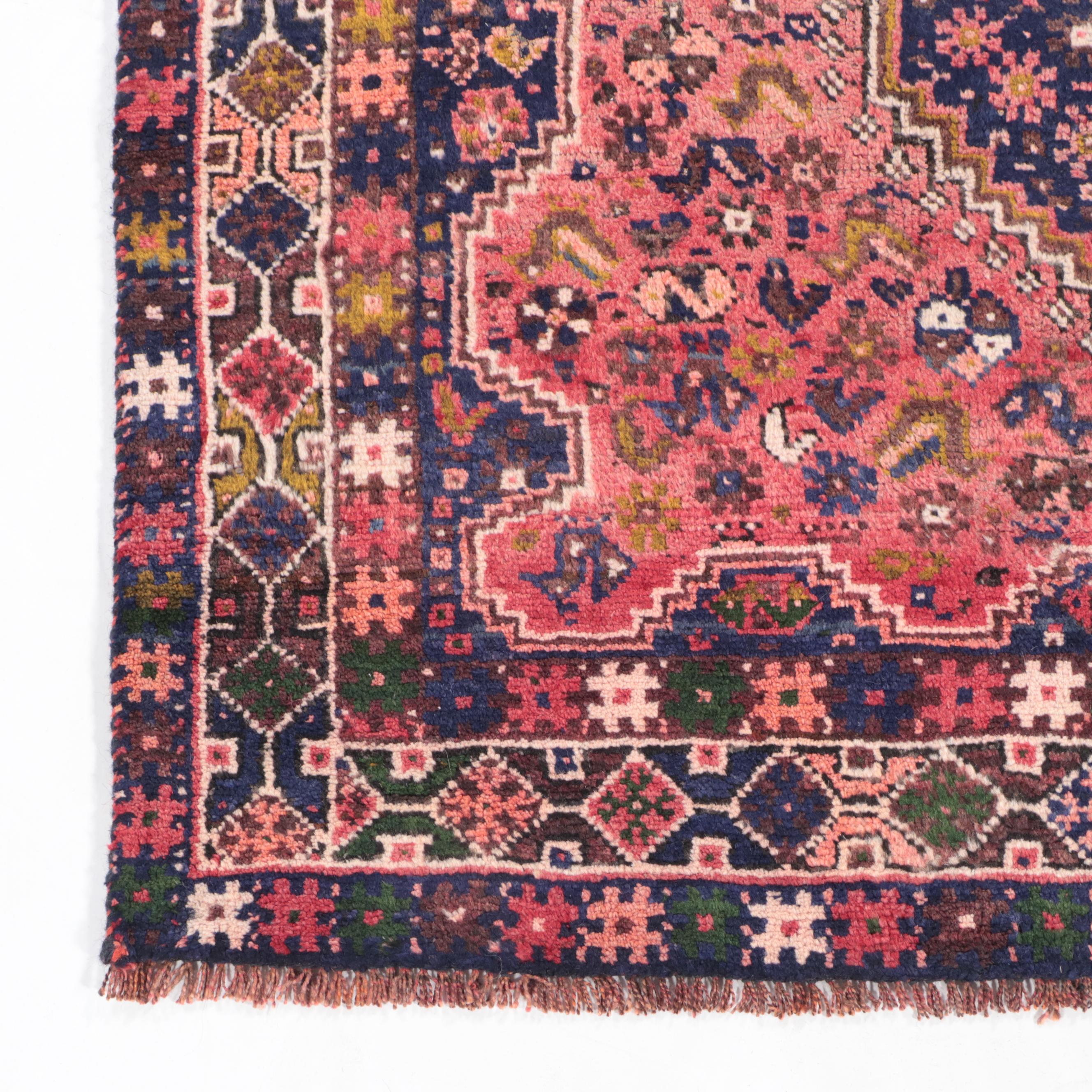 4'6 x 6'8 Hand-Knotted Persian Shiraz Area Rug