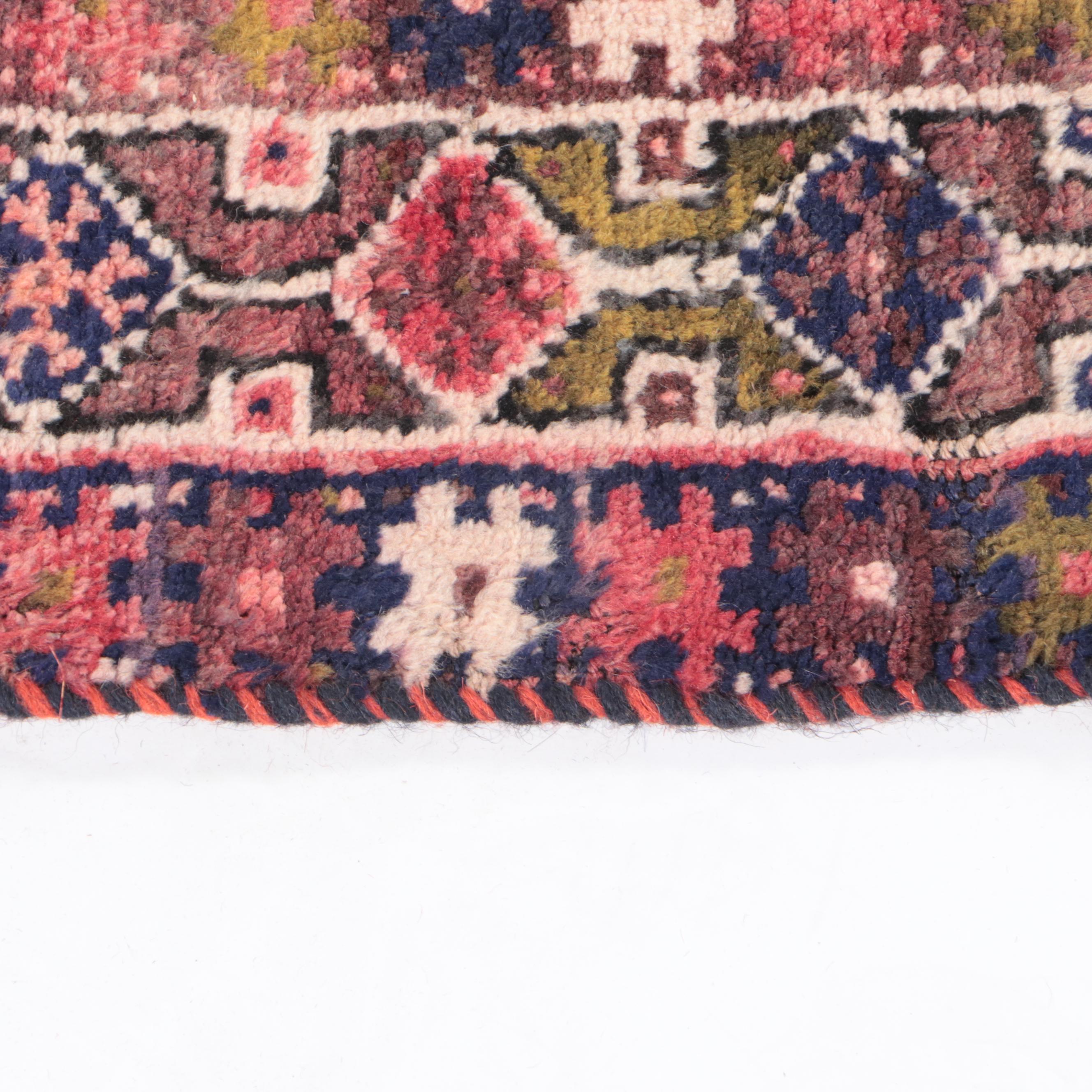 4'6 x 6'8 Hand-Knotted Persian Shiraz Area Rug