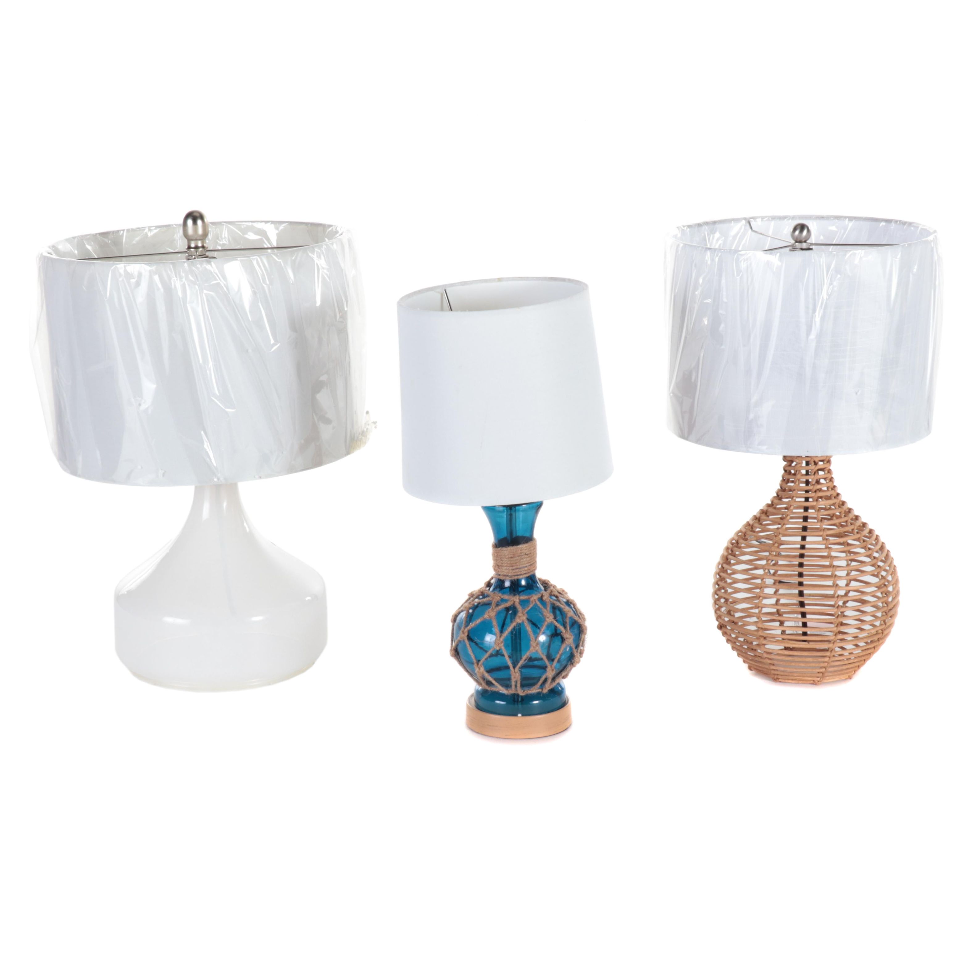 Décor Therapy "Justin" Rope Lamp With Rattan and White Ceramic Table Lamps