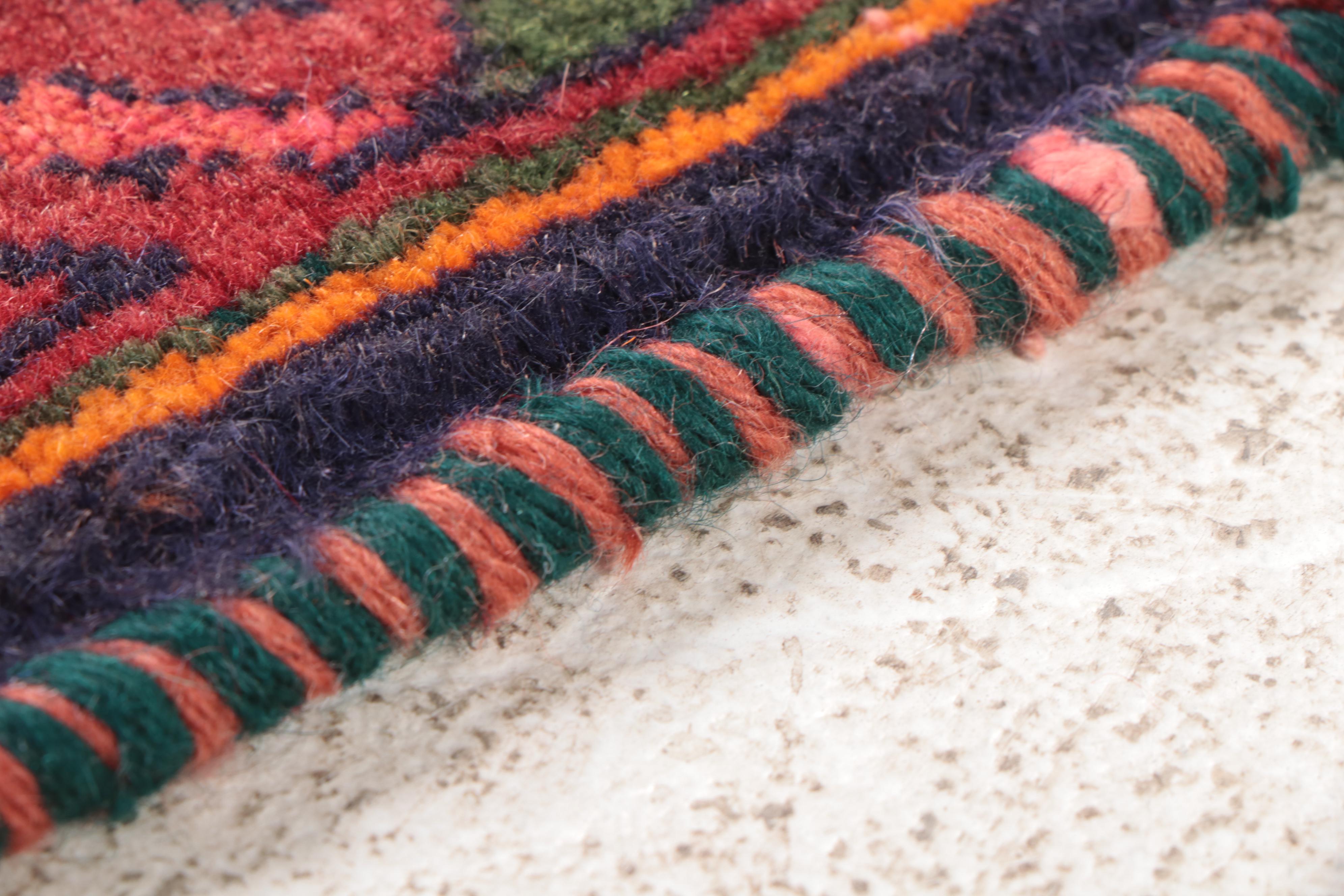 1'10 x 2'10 Hand-Knotted Persian Qashqai Pictorial Floor Mat