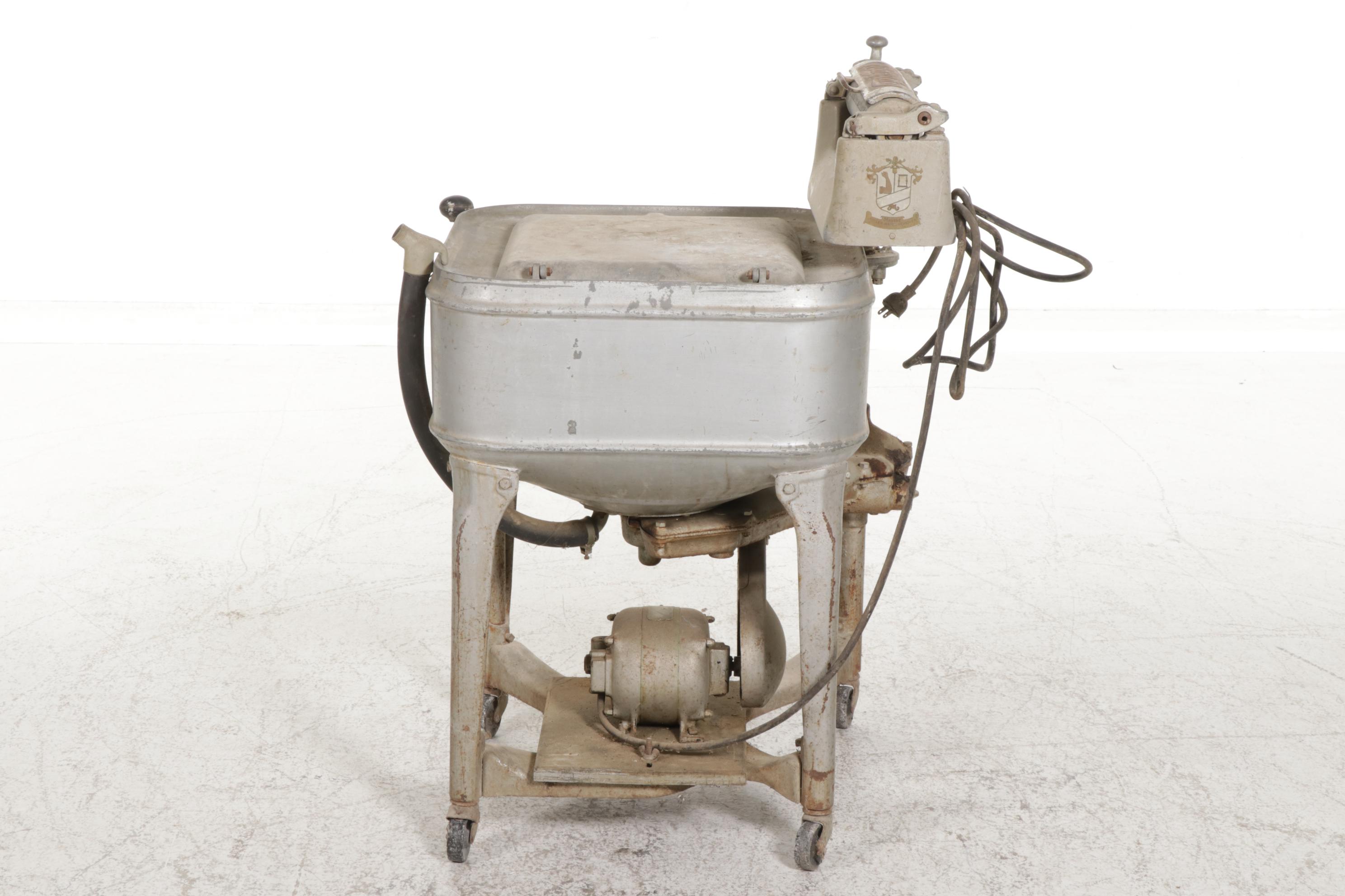 Maytag "Gyrator" Electric Washing Machine with Wringer Arm, 1930s