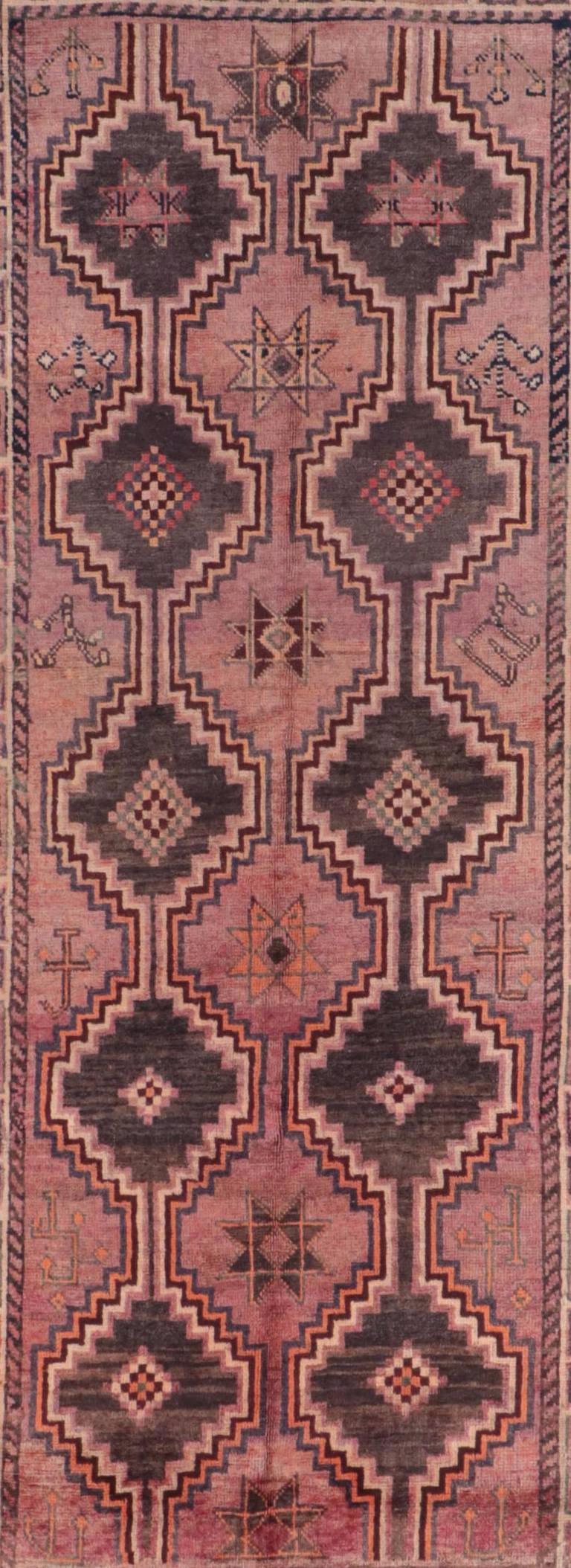 4'4 x 9' Hand-Knotted Persian Yalameh Area Rug