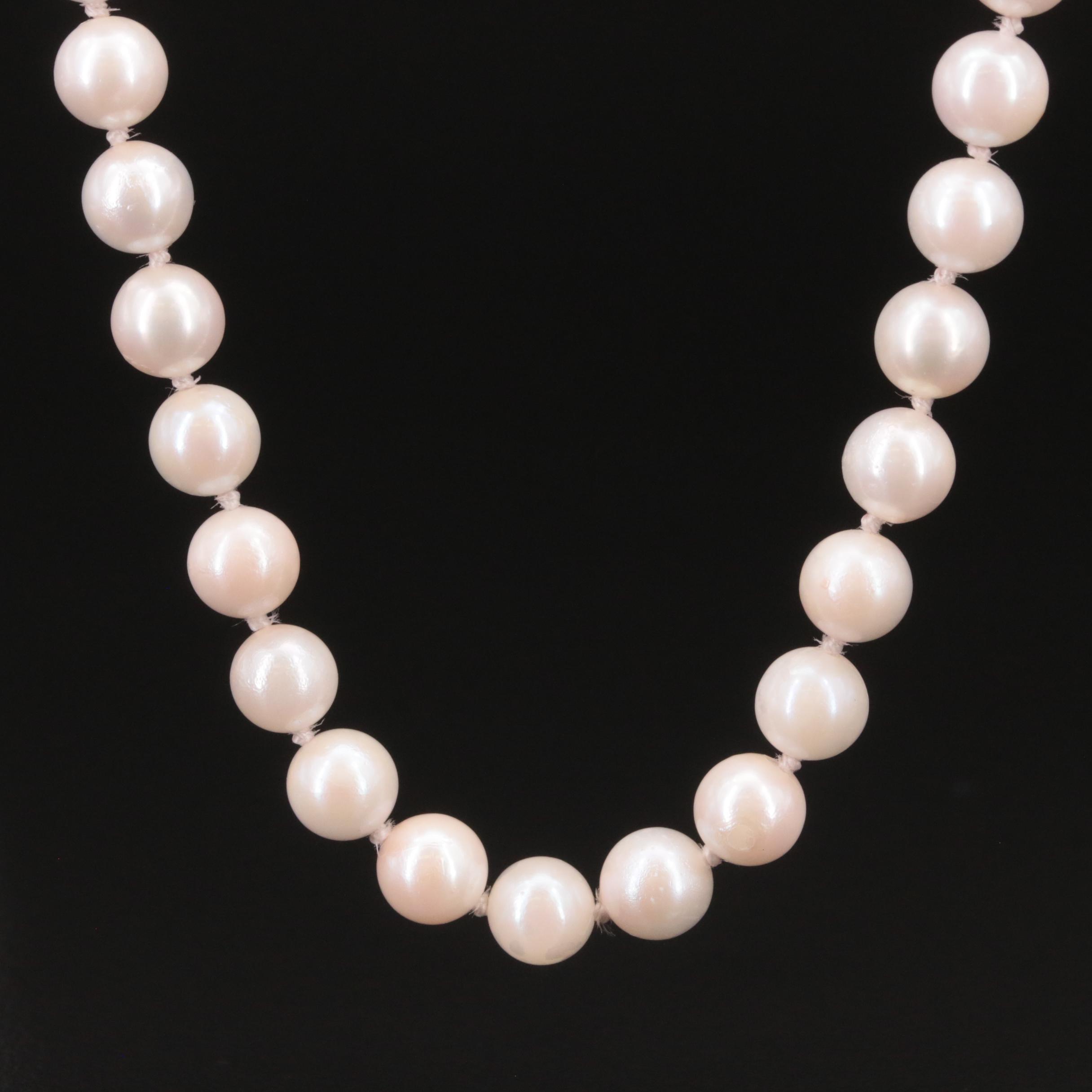 Pearl Necklace with 14K Clasp