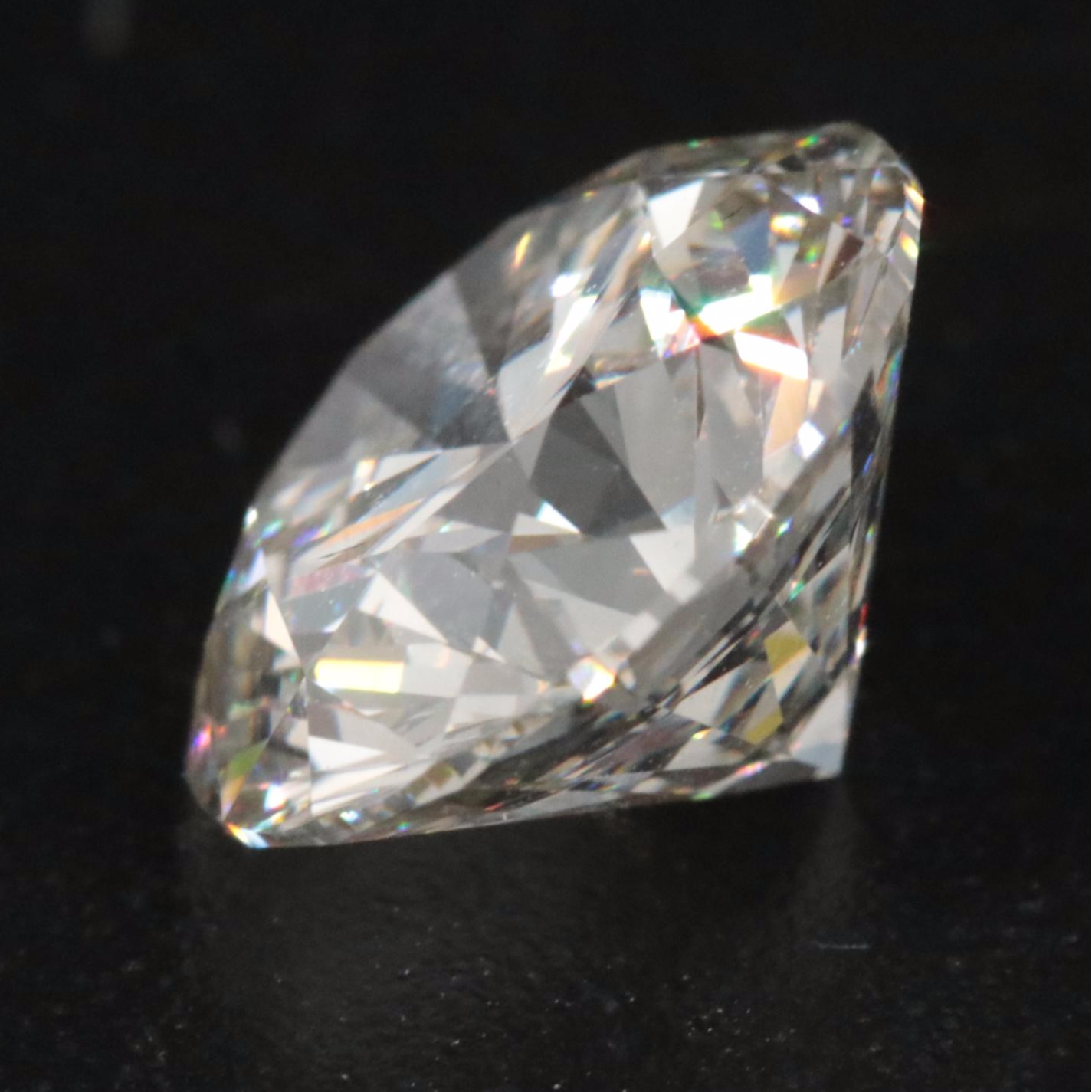 Loose 3.04 CT Lab Grown Diamond with IGI Report