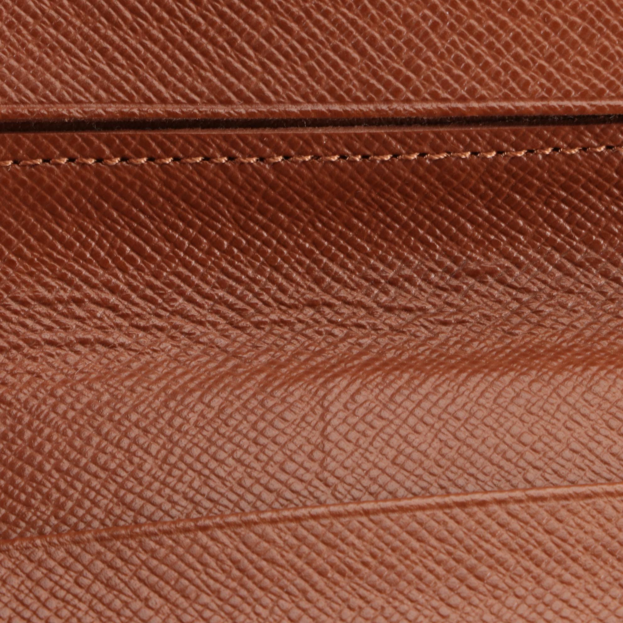 Louis Vuitton Zippy Compact Wallet in Monogram Canvas