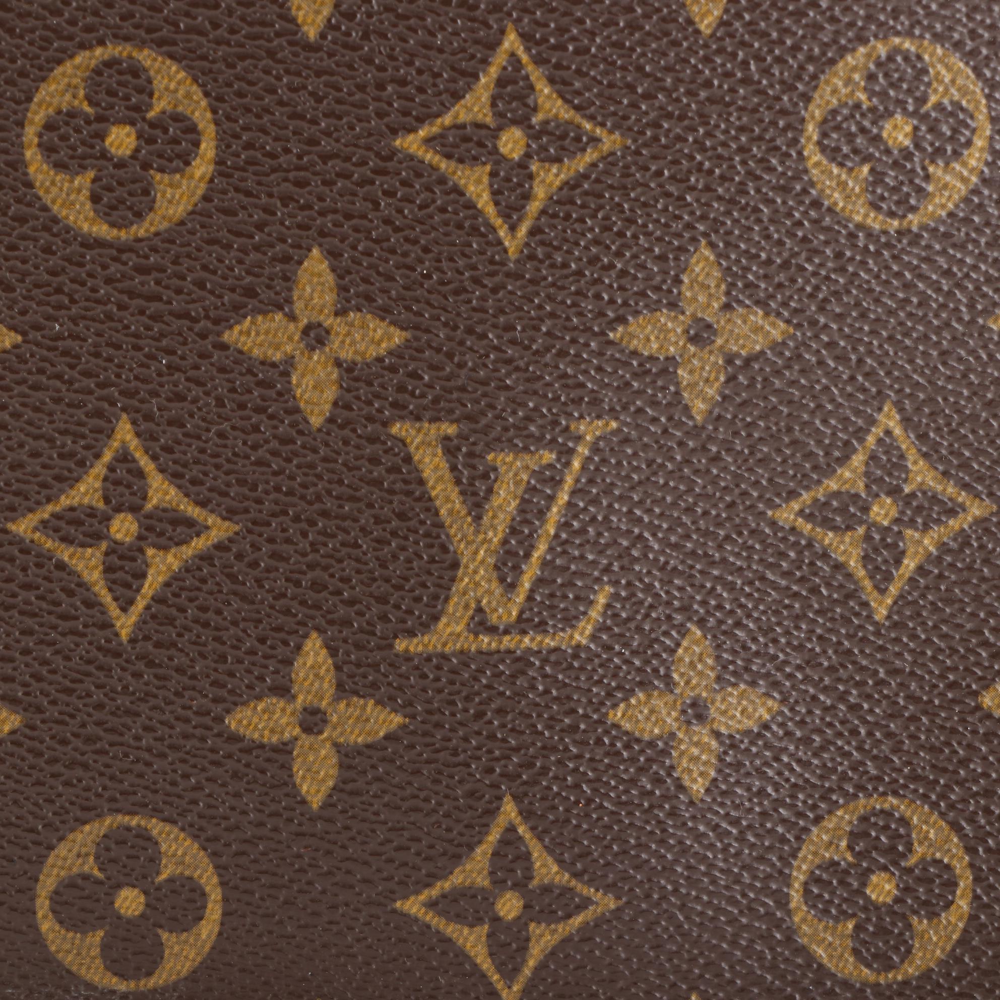Louis Vuitton Abbesses Messenger Bag in Monogram Canvas/Vachetta Leather