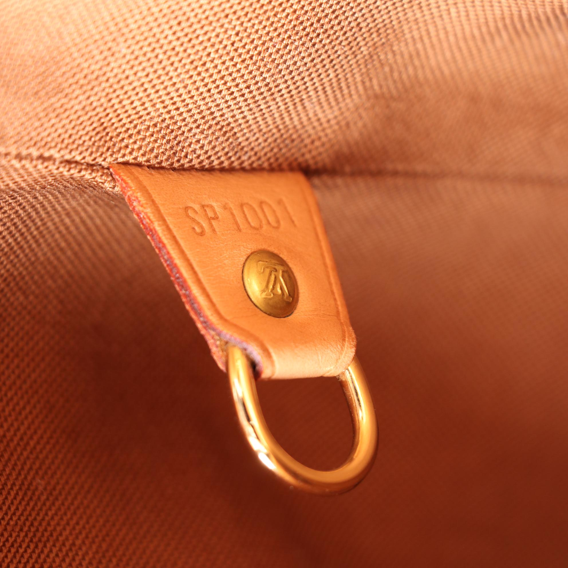 Louis Vuitton Abbesses Messenger Bag in Monogram Canvas/Vachetta Leather