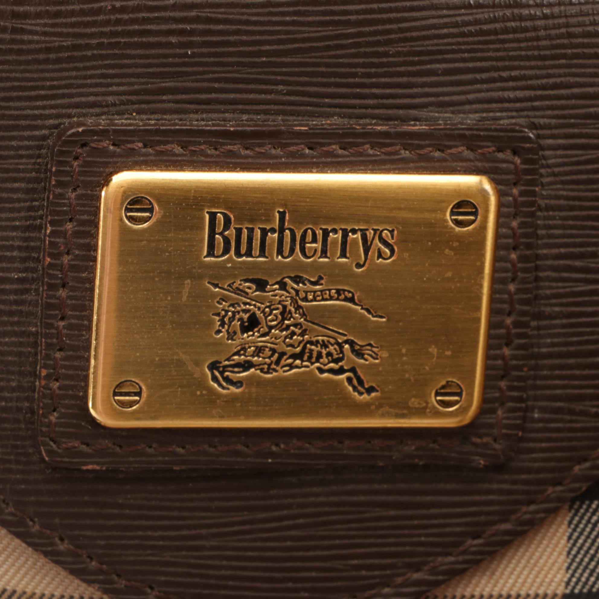 Burberrys Medium Travel Bag and Zip Pouch in Haymarket Check Gabardine/Leather