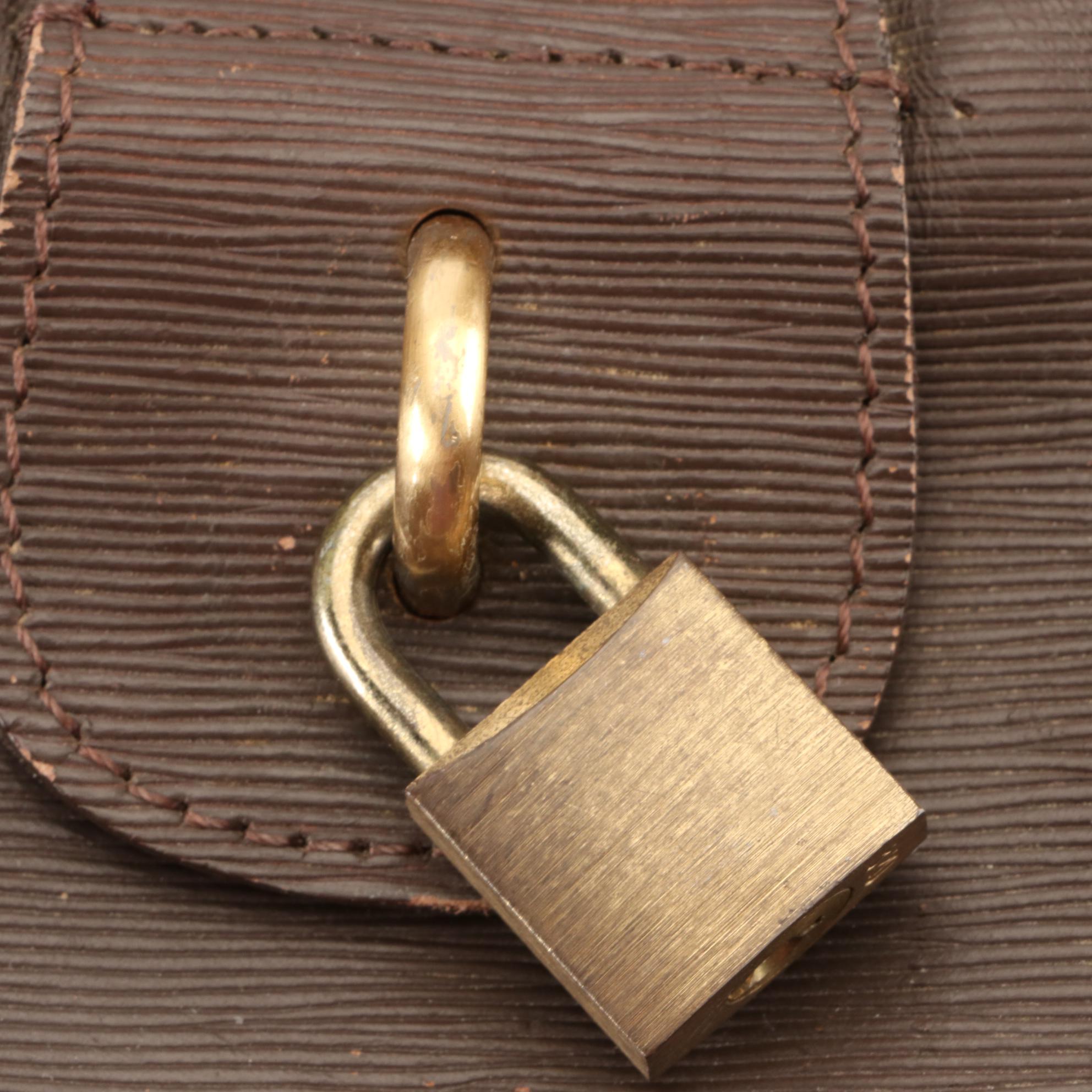 Burberrys Medium Travel Bag and Zip Pouch in Haymarket Check Gabardine/Leather