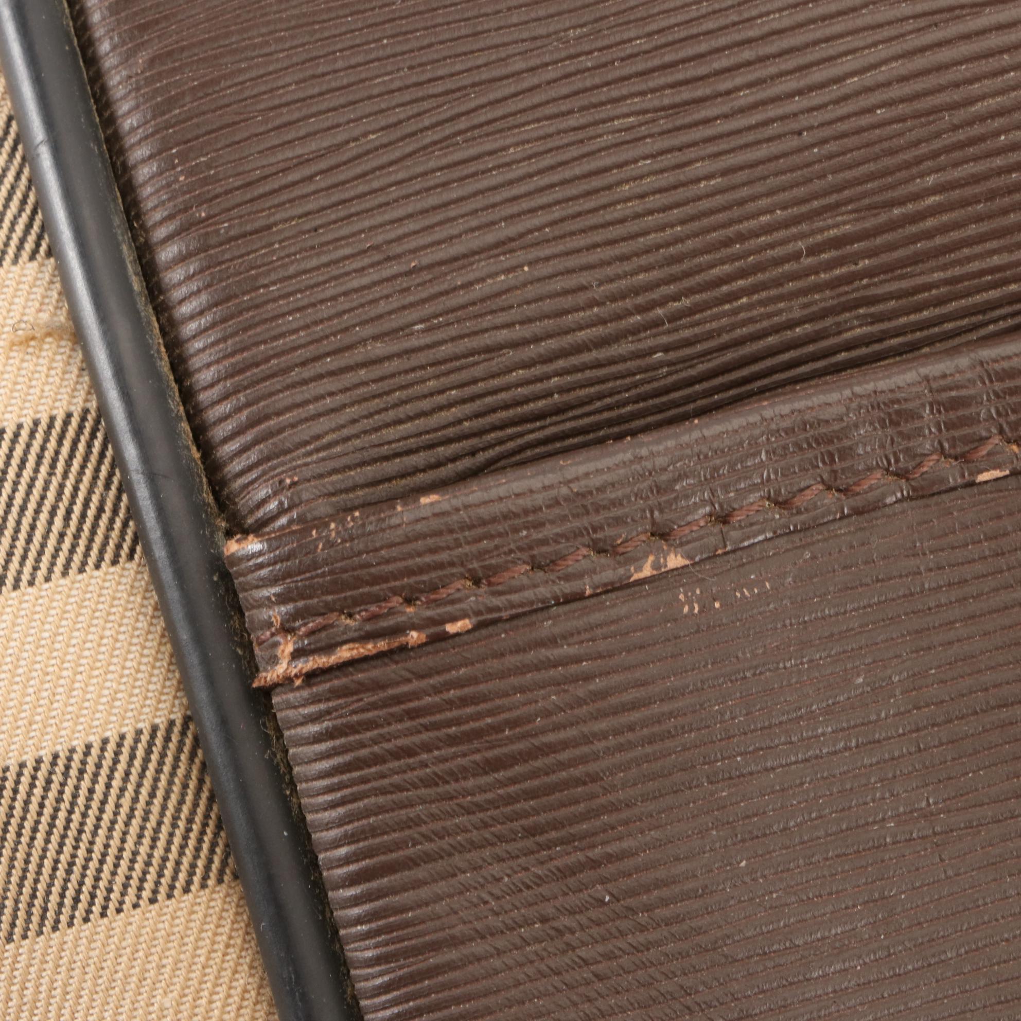 Burberrys Medium Travel Bag and Zip Pouch in Haymarket Check Gabardine/Leather