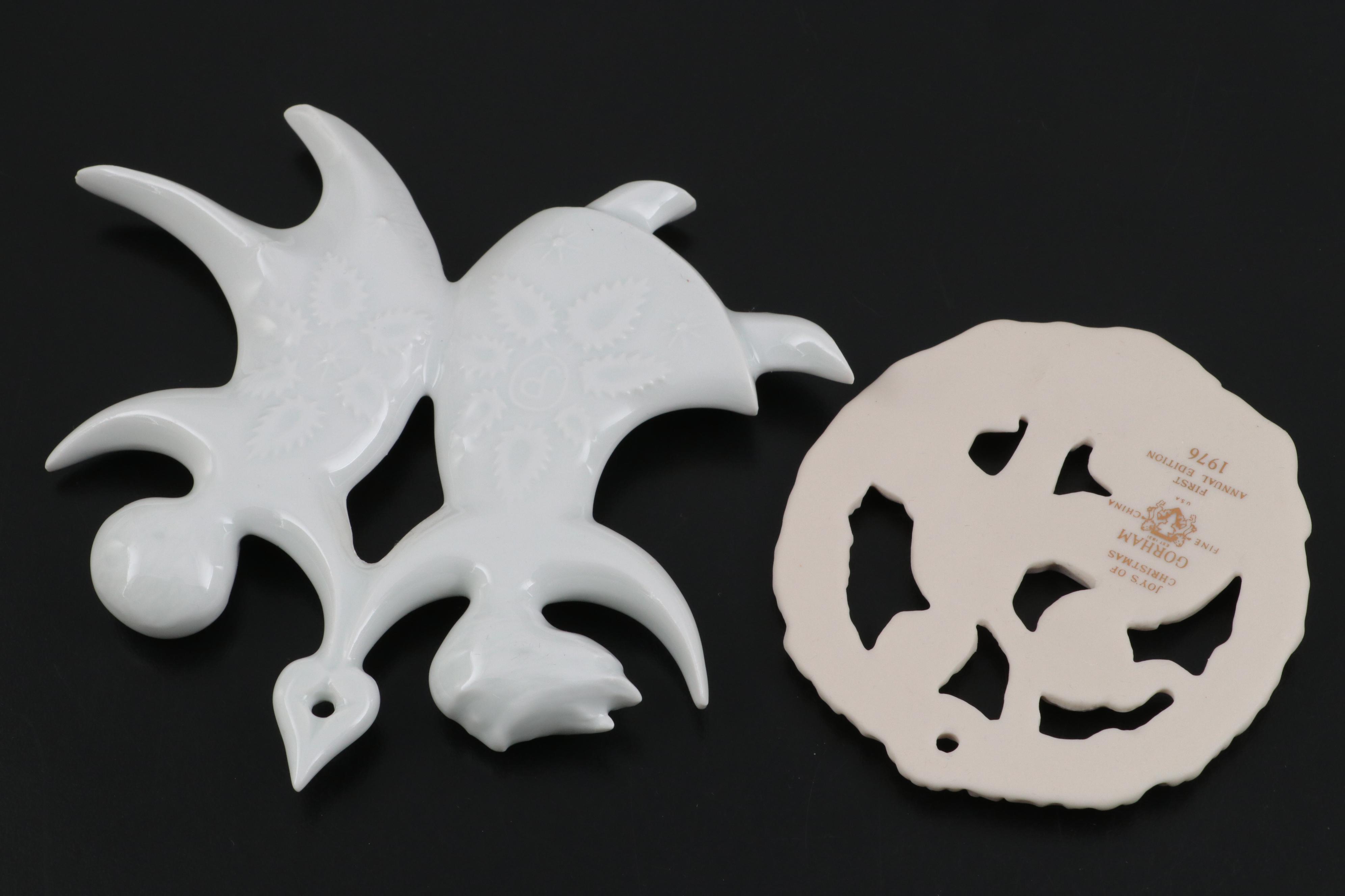 Danbury Mint 1974 Christmas Bell with Porcelain Ornaments