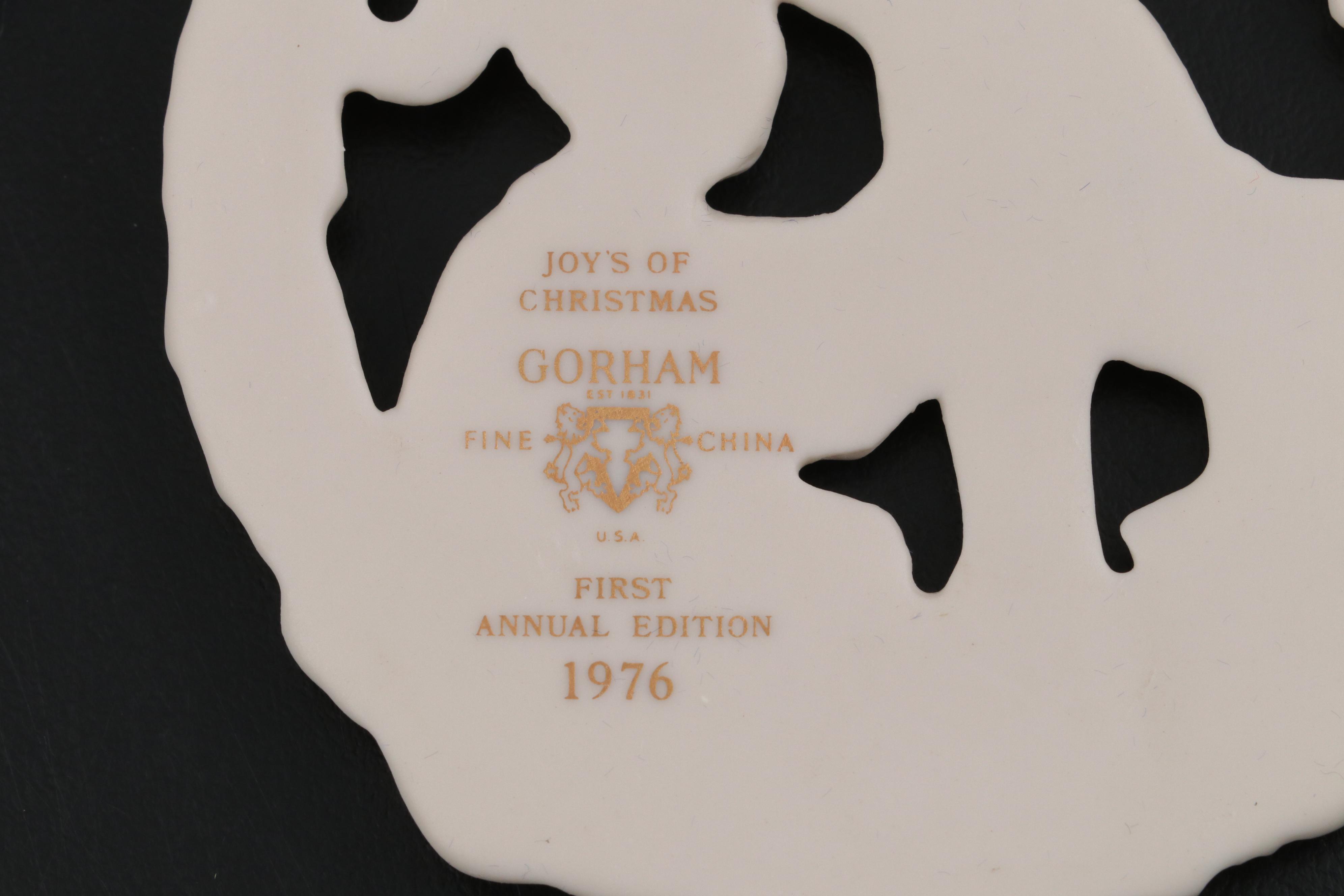 Danbury Mint 1974 Christmas Bell with Porcelain Ornaments