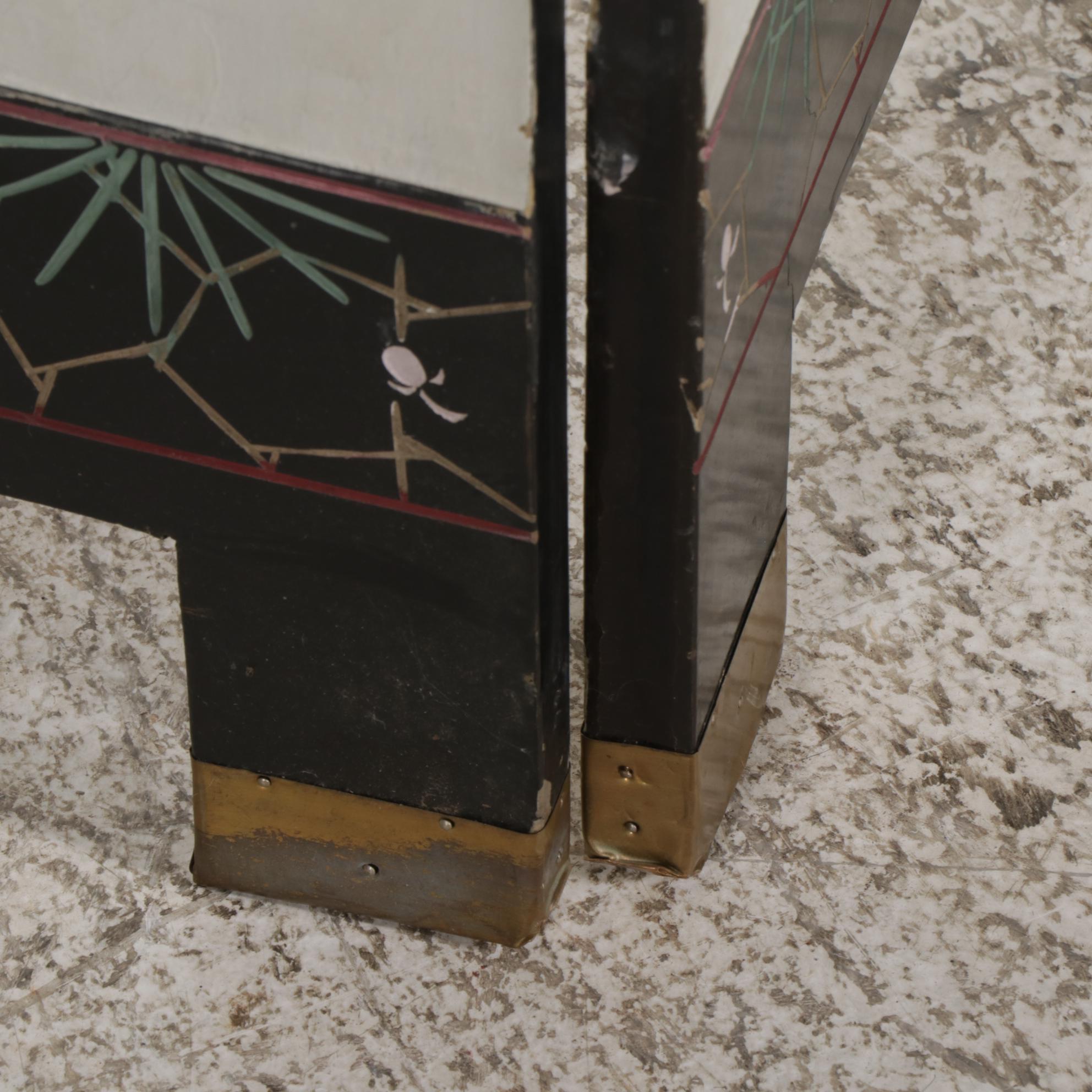 Chinese Lacquered, Carved, Gilt and Polychrome-Decorated Four-Panel Room Screen