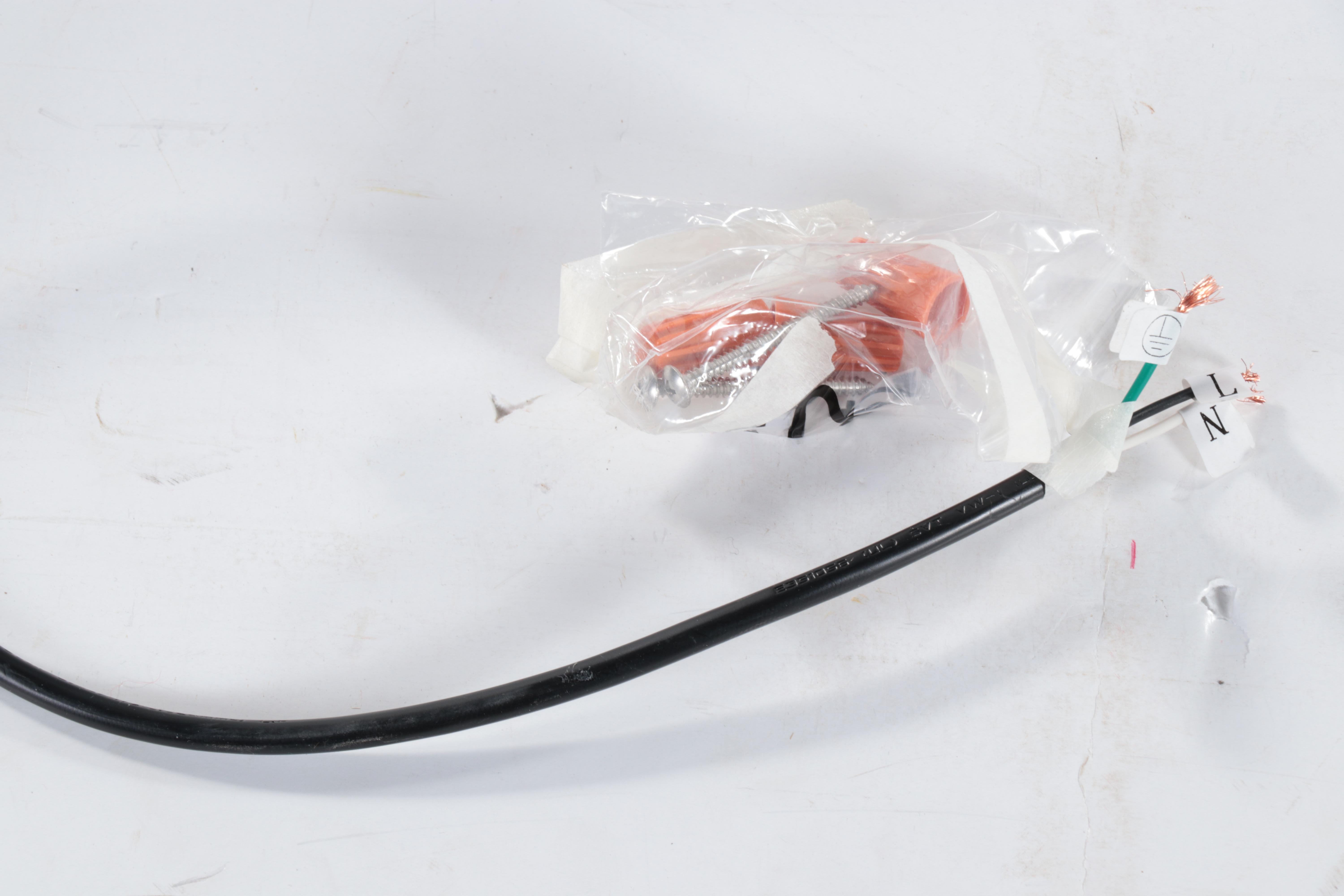 Lighted Vanity Mirror with Touch Sensor Tunable LED Backlighting