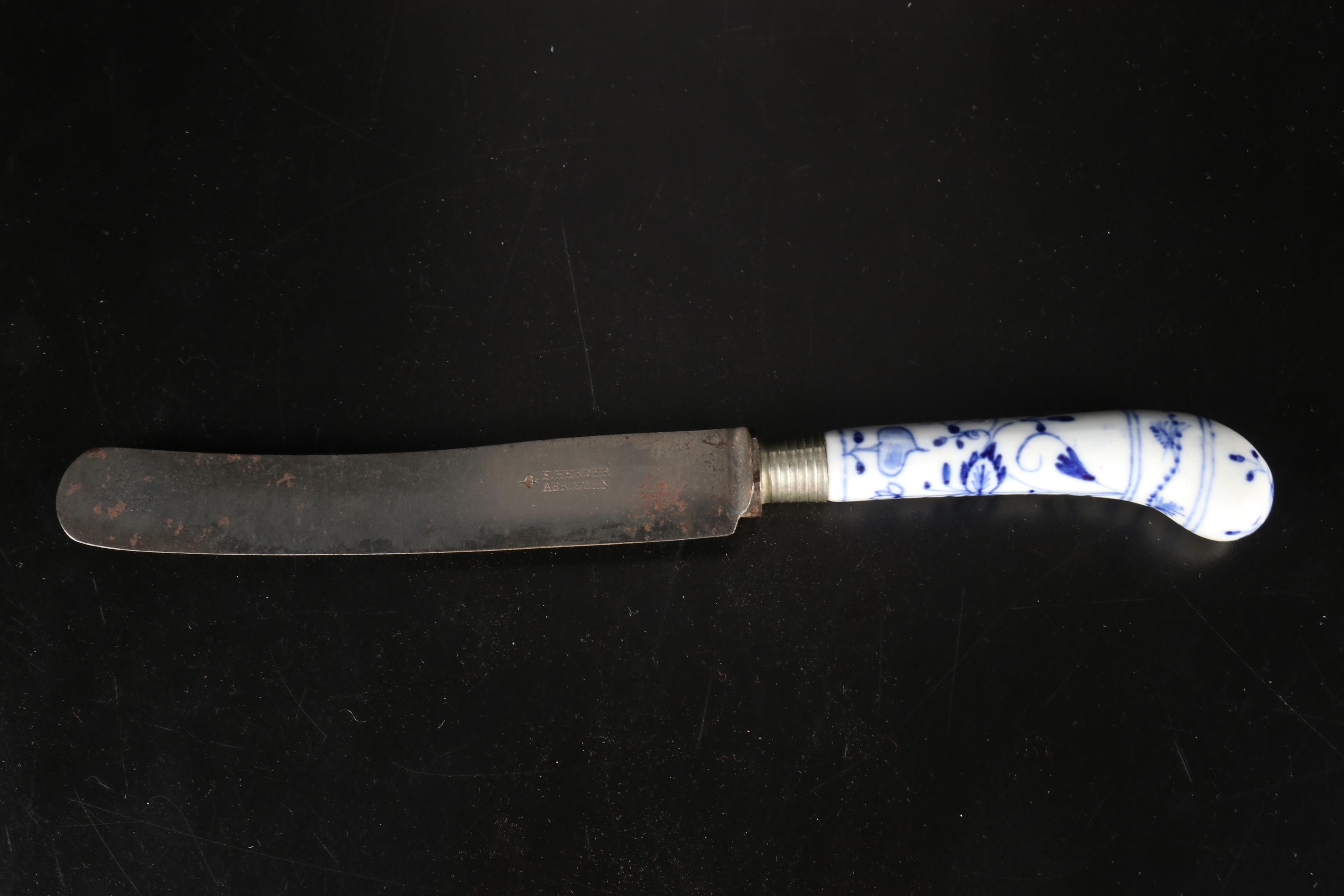 F. Herder German Porcelain Blue Onion Style Handled Knives, Mid to Late 19th C.