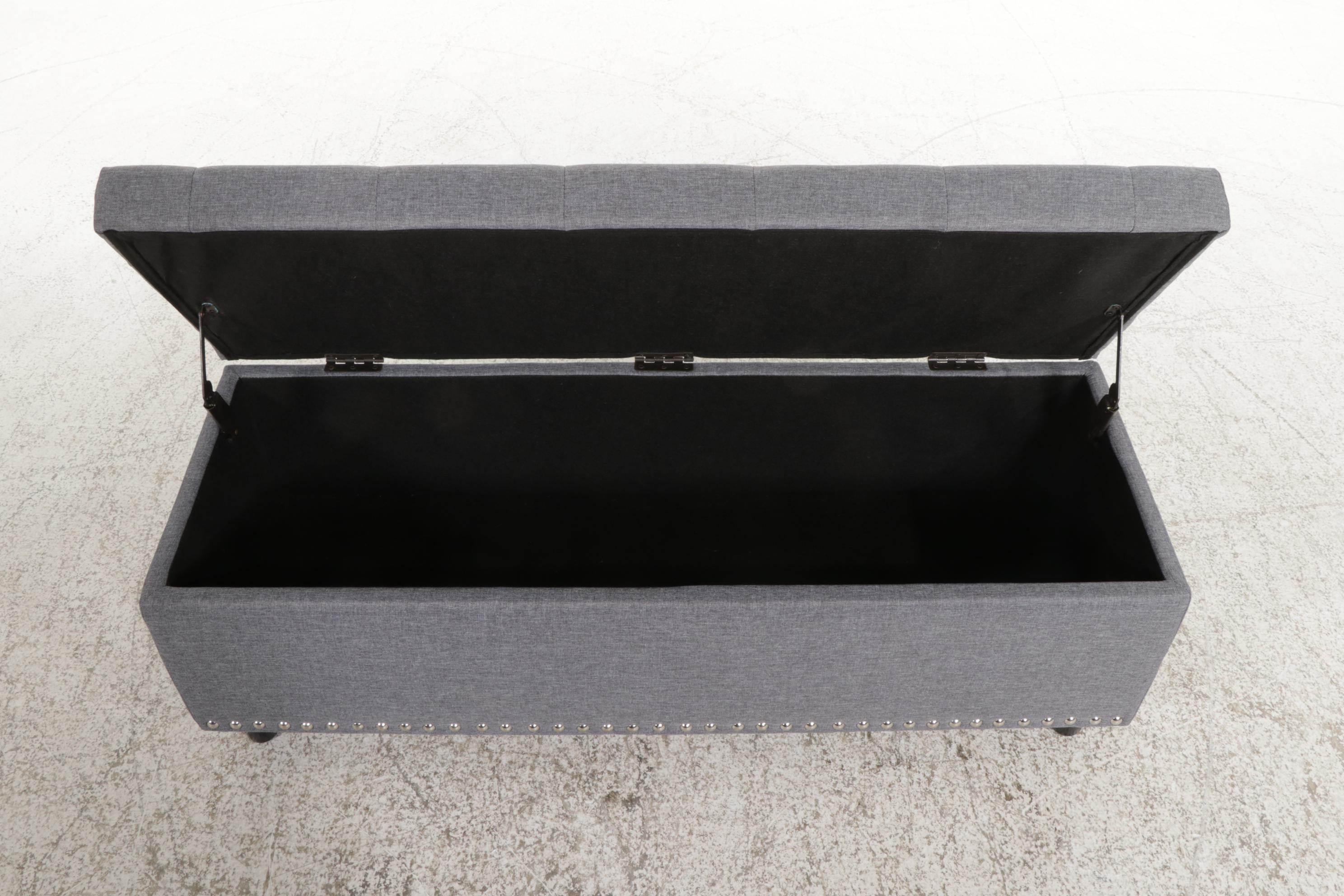 Belleze "Brentwood" Tufted and Silver Tacked Storage Ottoman Bench