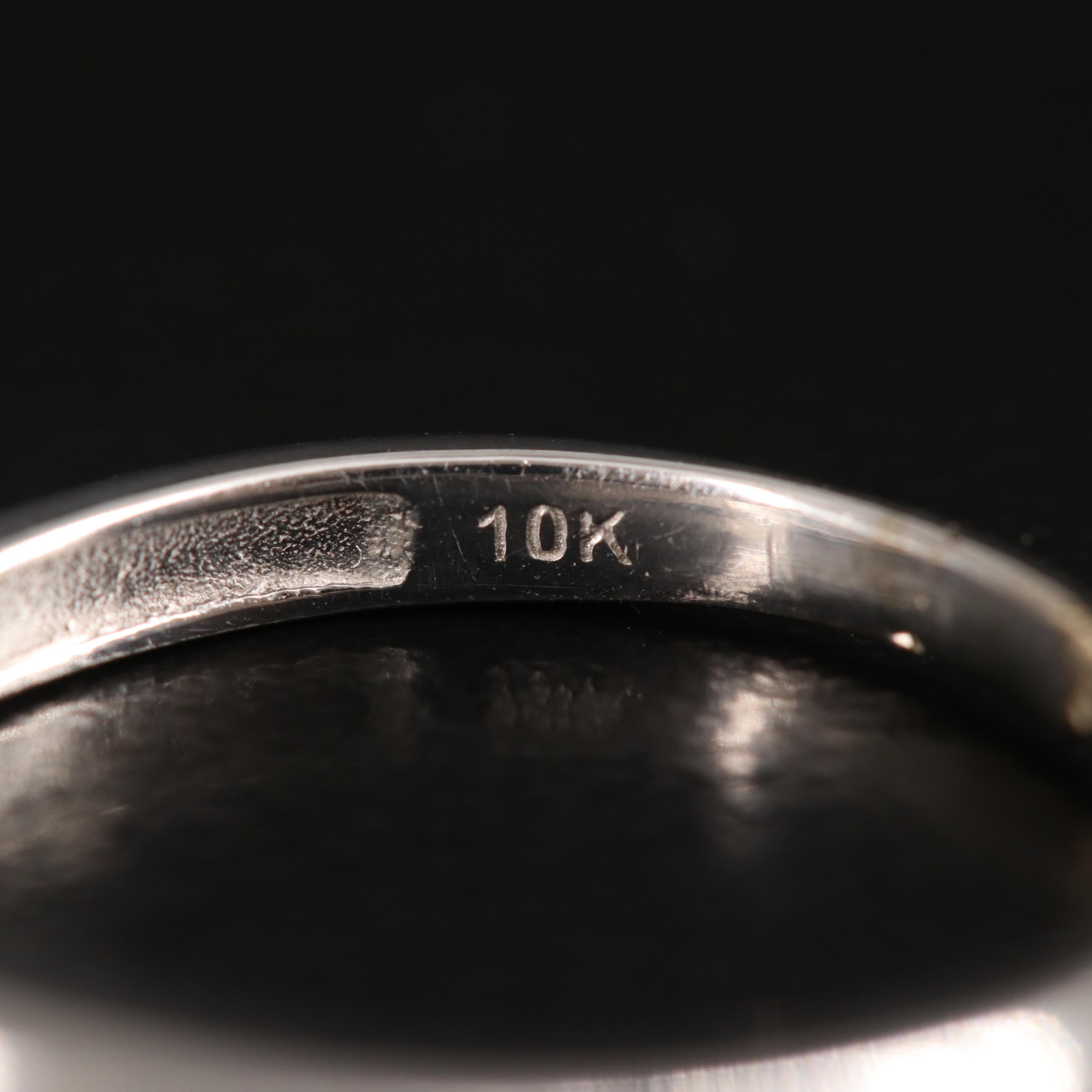 10K 0.18 CTW Diamond Journey Ring