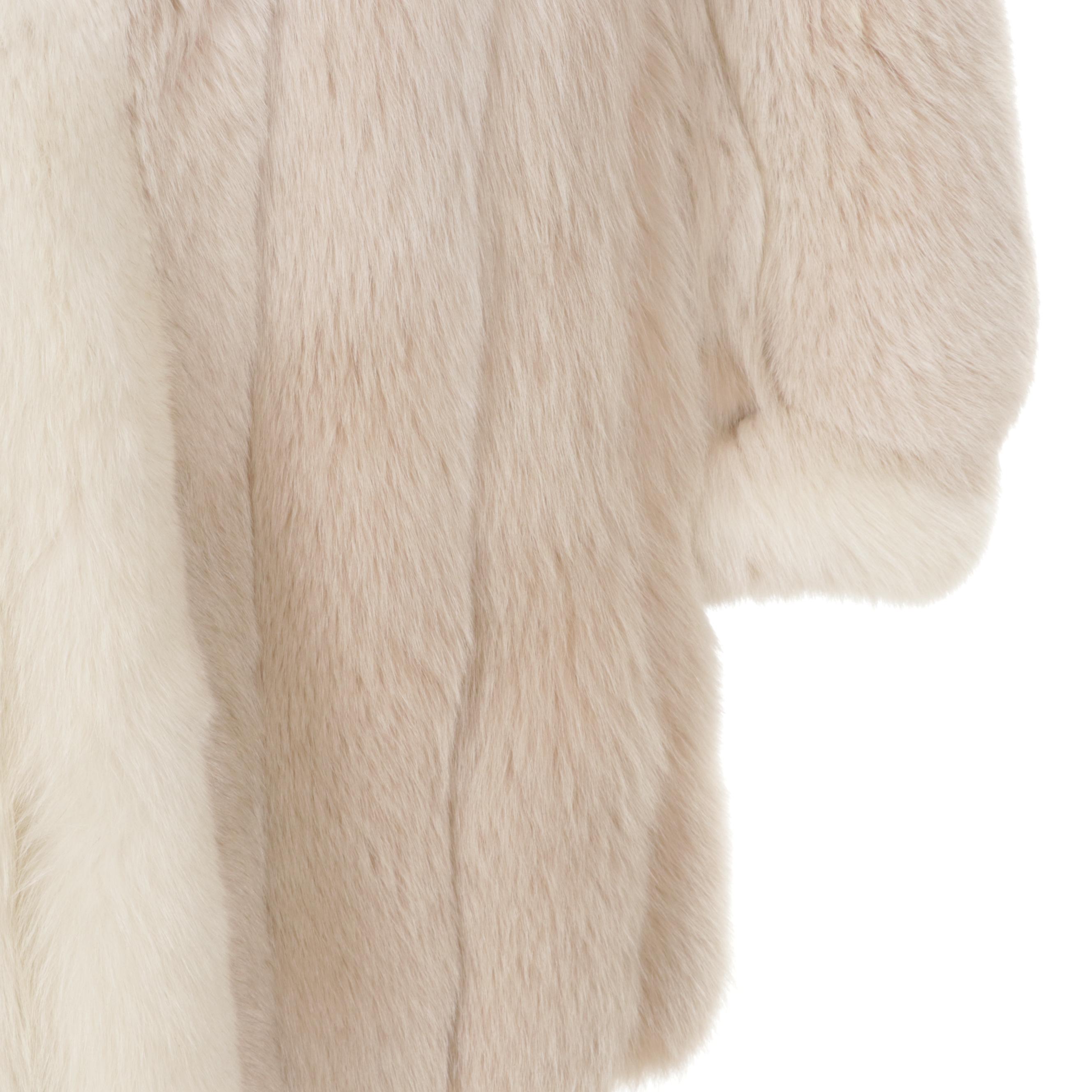 Saga Fox Blush and Arctic Fox Fur Stroller