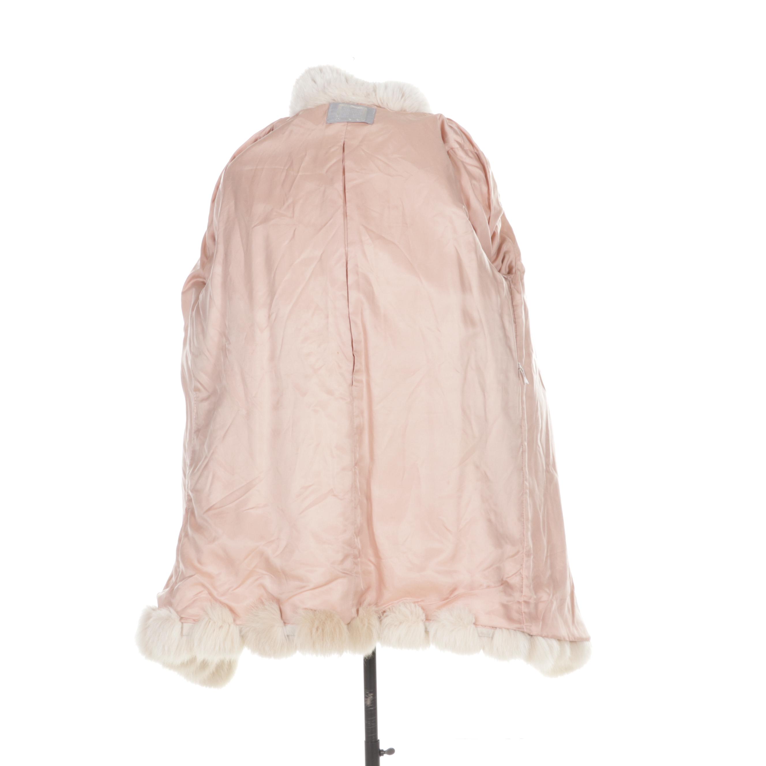 Saga Fox Blush and Arctic Fox Fur Stroller