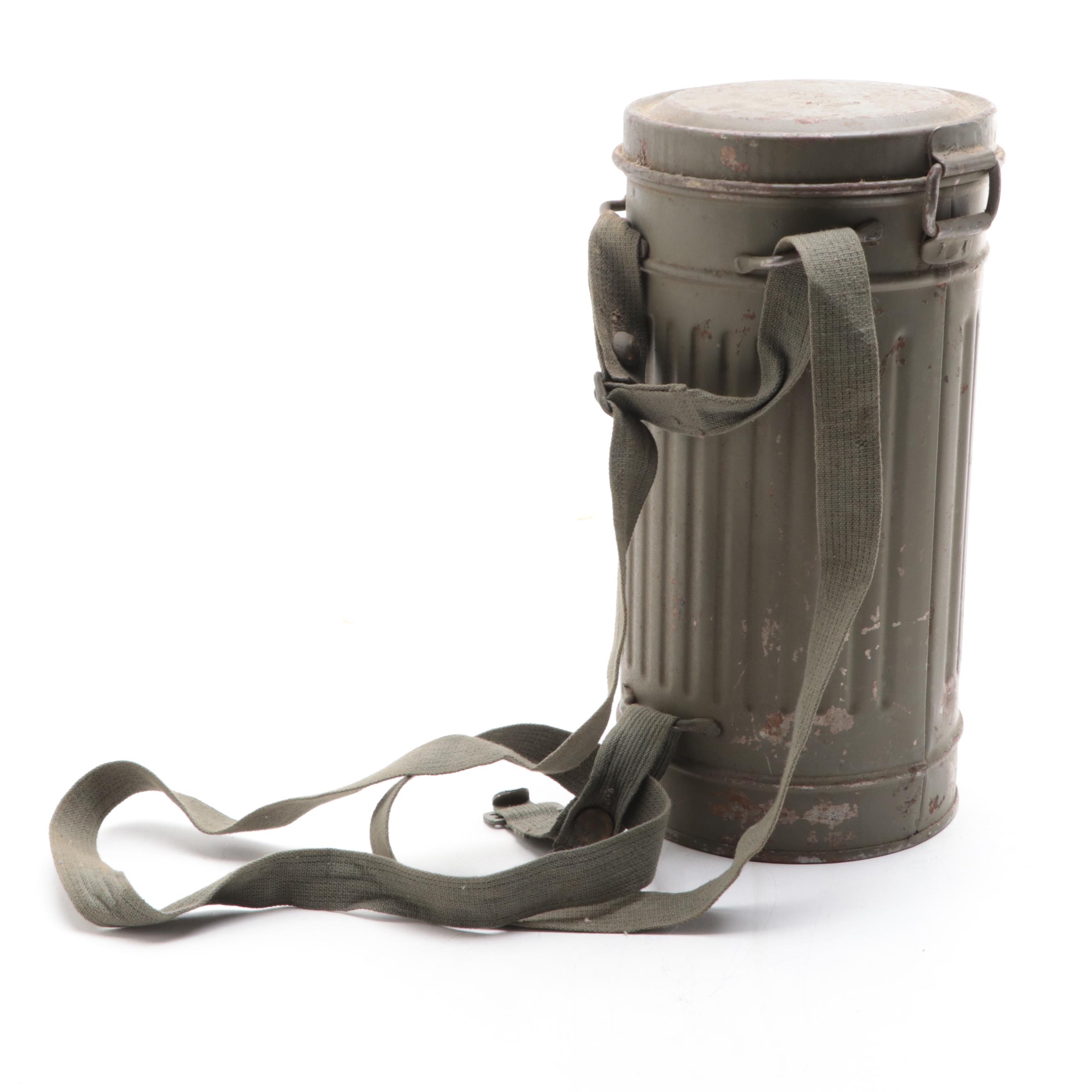 DAGSA Spanish Civil War Gas Mask with Canister, Early to Mid-20th Century