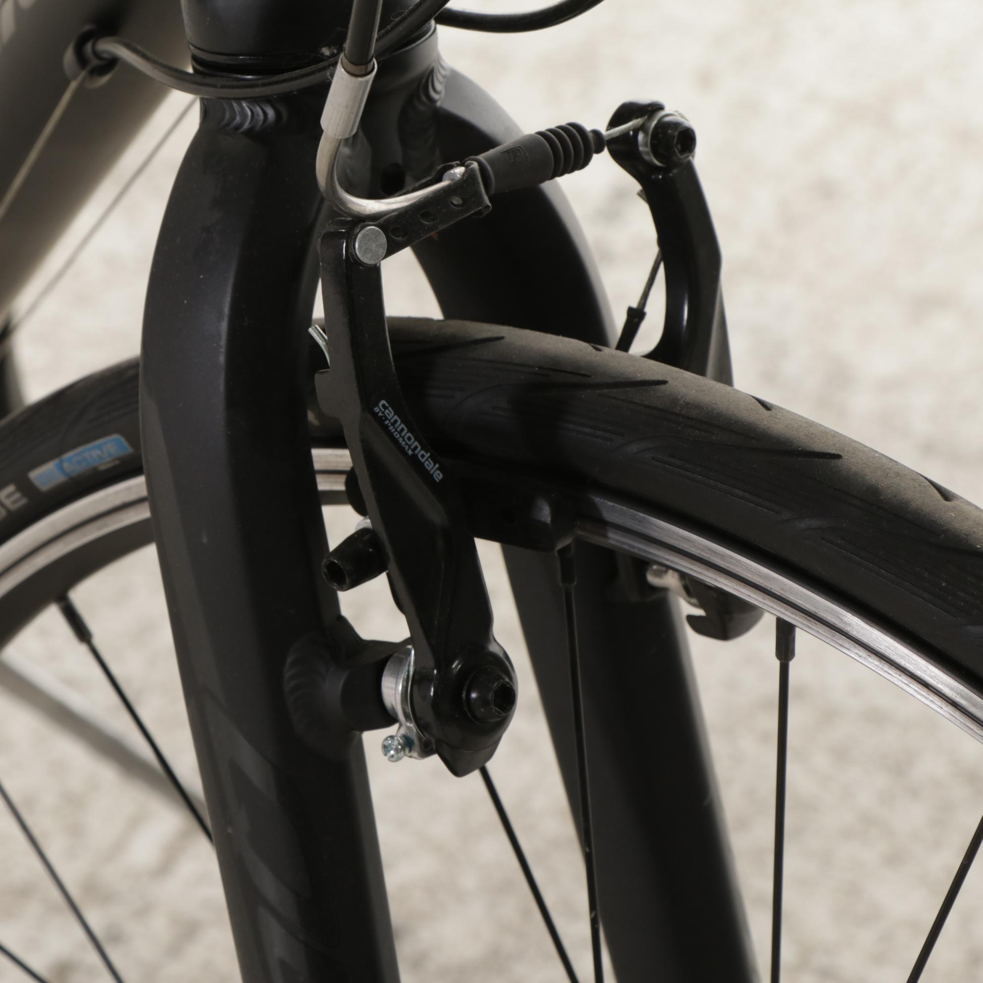 Cannondale Quick Women's 5 27-Speed Cruising Bike