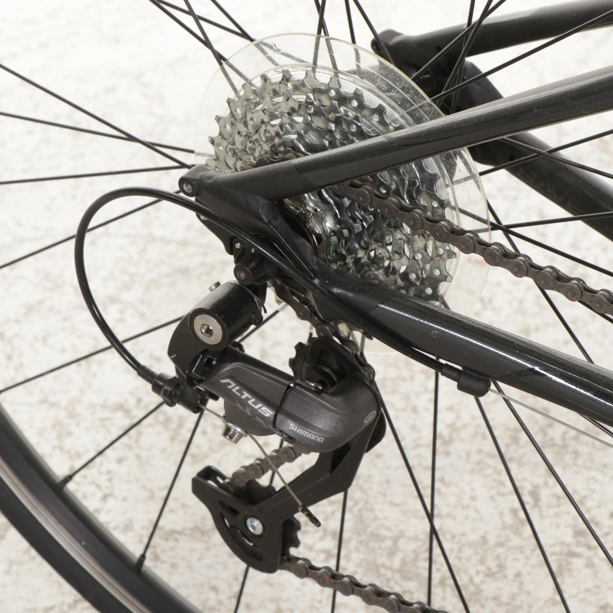 Cannondale Quick Women's 5 27-Speed Cruising Bike