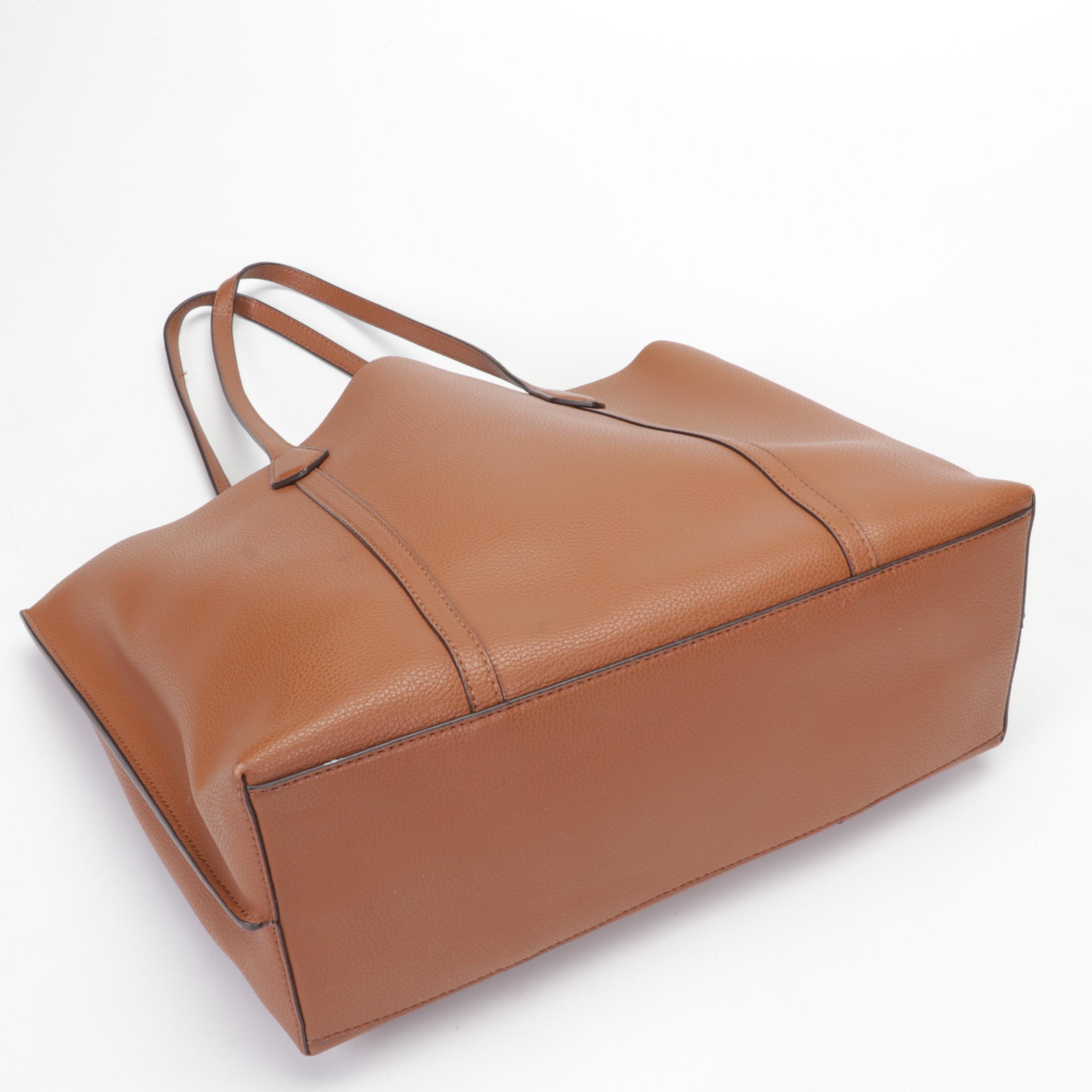 Tory Burch Perry Tote in Light Umber Pebbled Leather