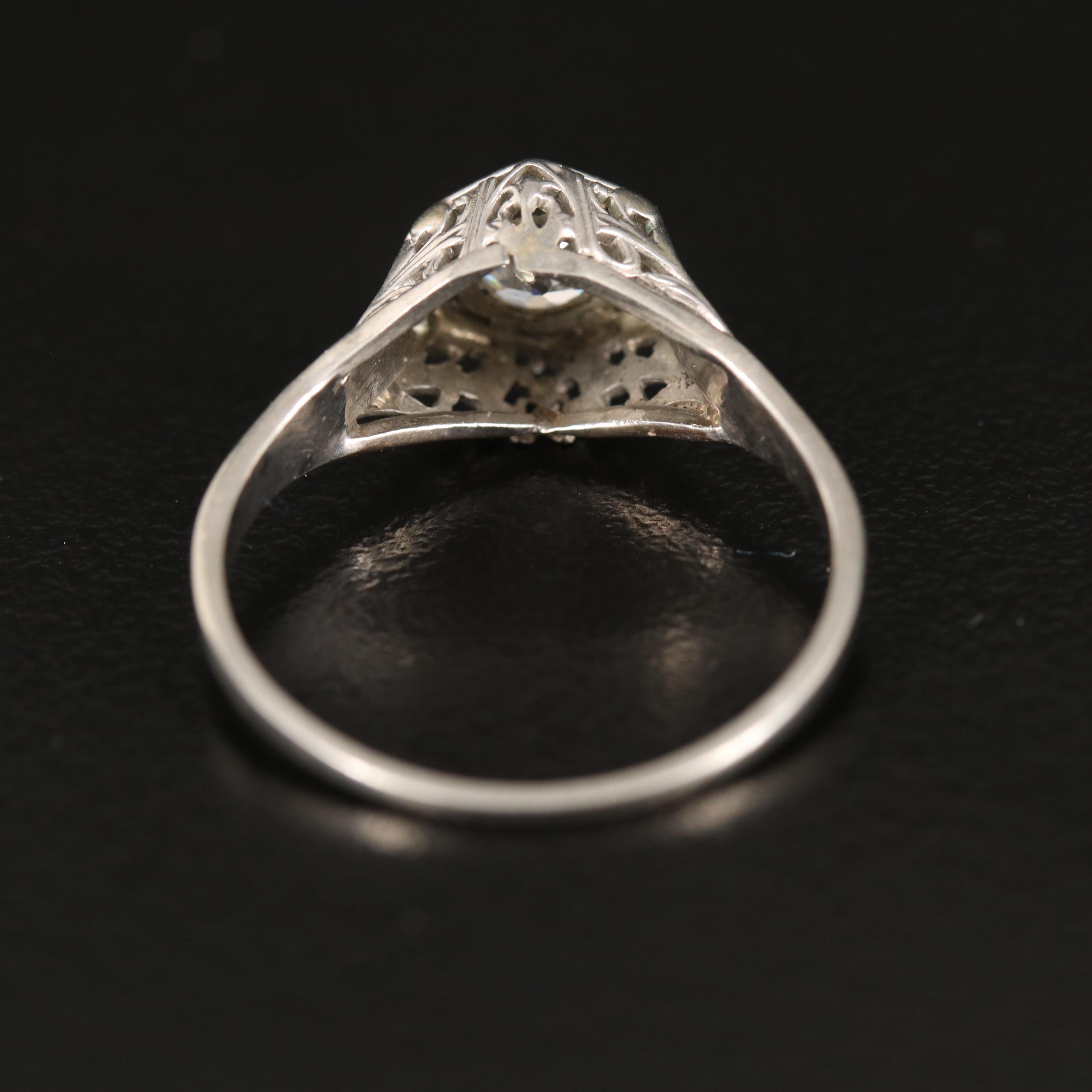 Antique 18K 0.36 ct Diamond Solitaire Ring