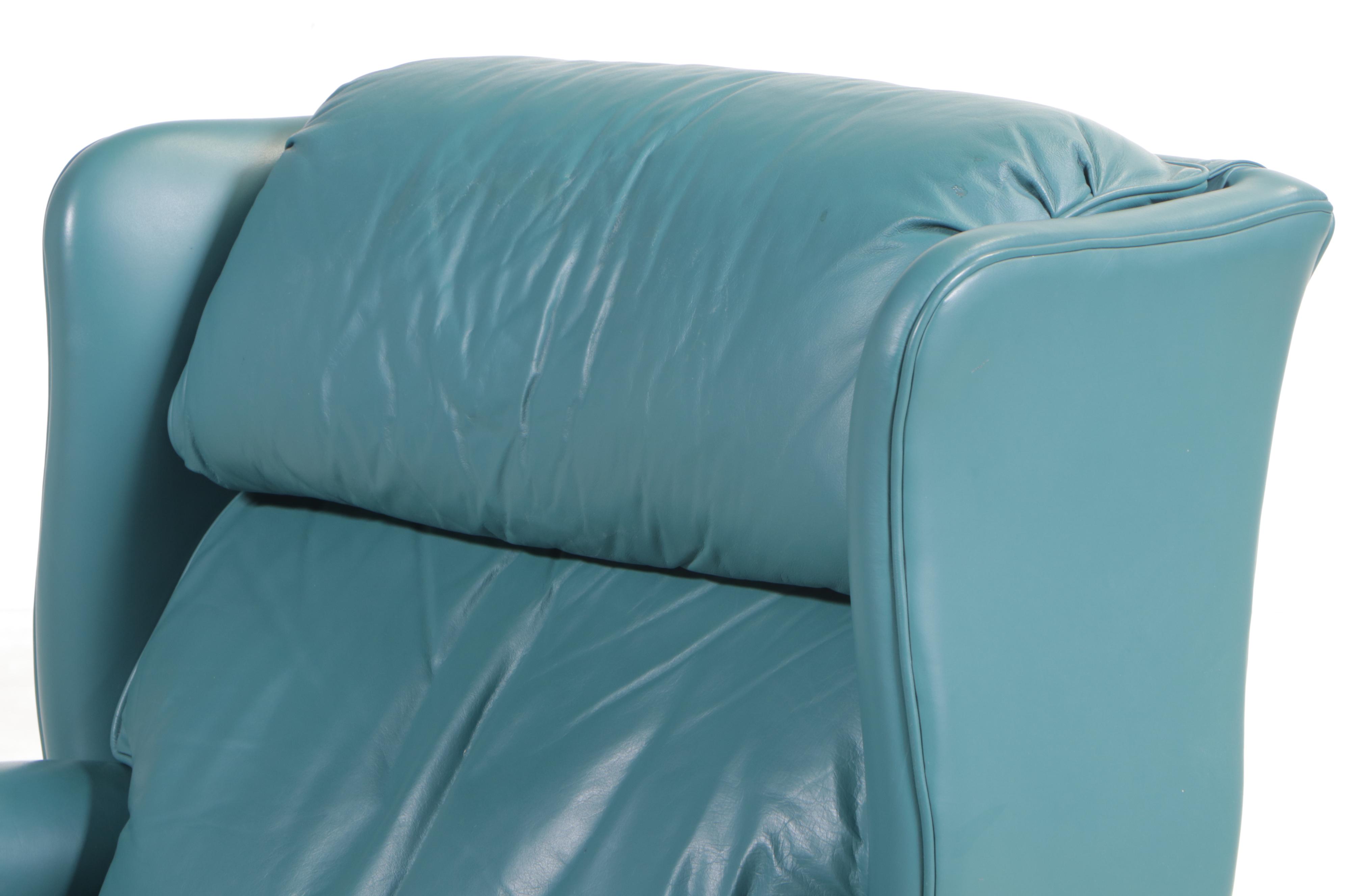 Burris Chippendale Style Green Leather Wingback Recliner with Nailheads