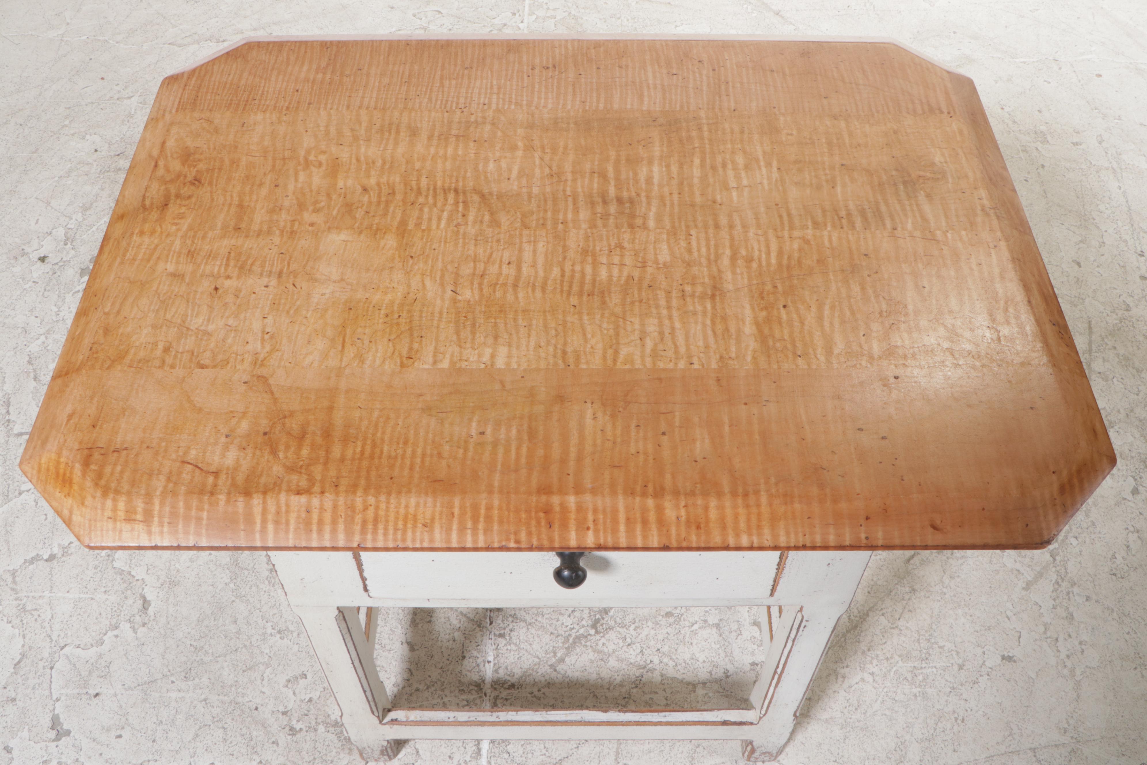 David T. Smith & Co. Colonial Style Tiger Maple and White-Painted Tavern Table