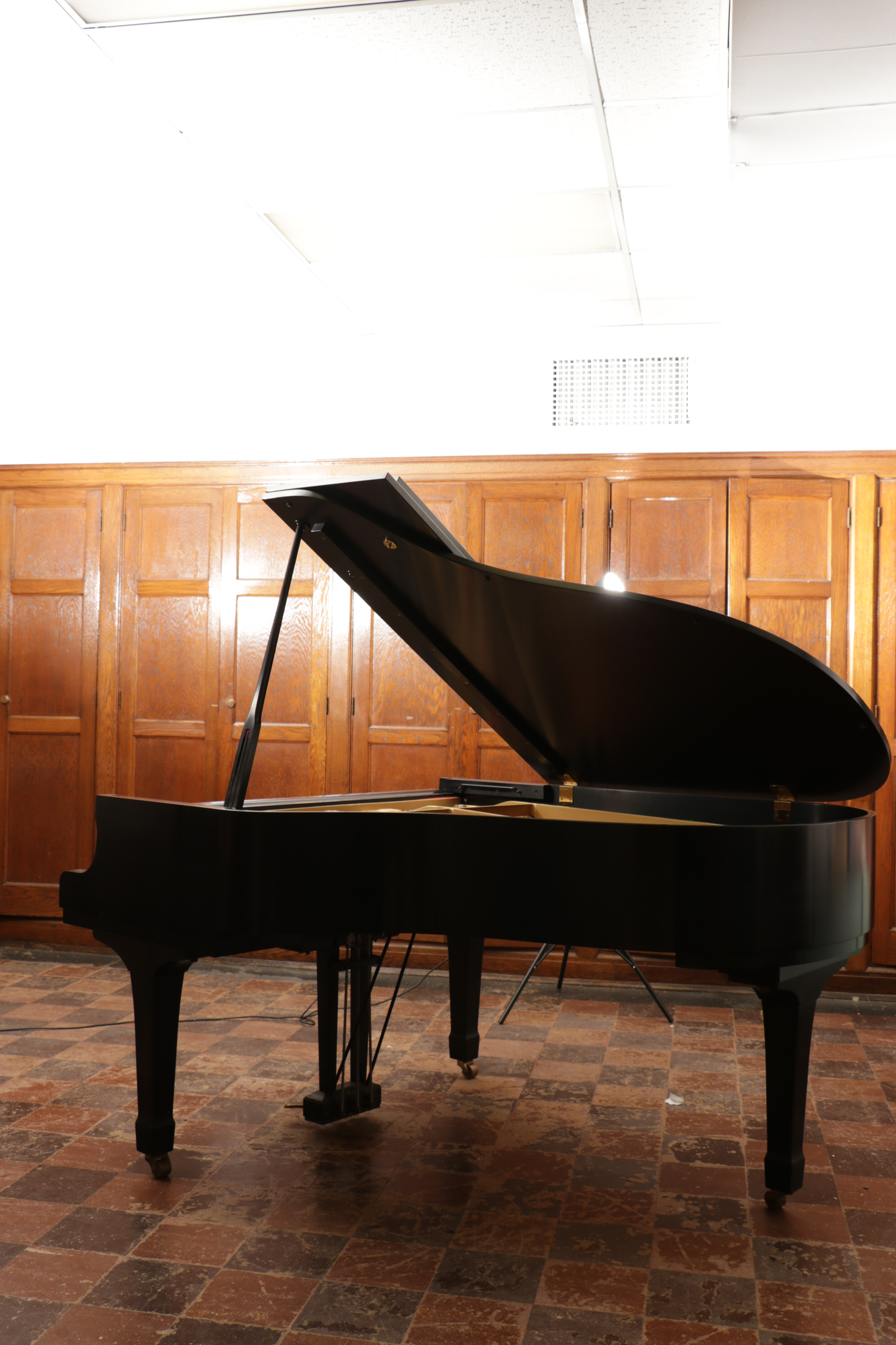 Yamaha G3 Polished Ebony Baby Grand Piano with Tufted Bench