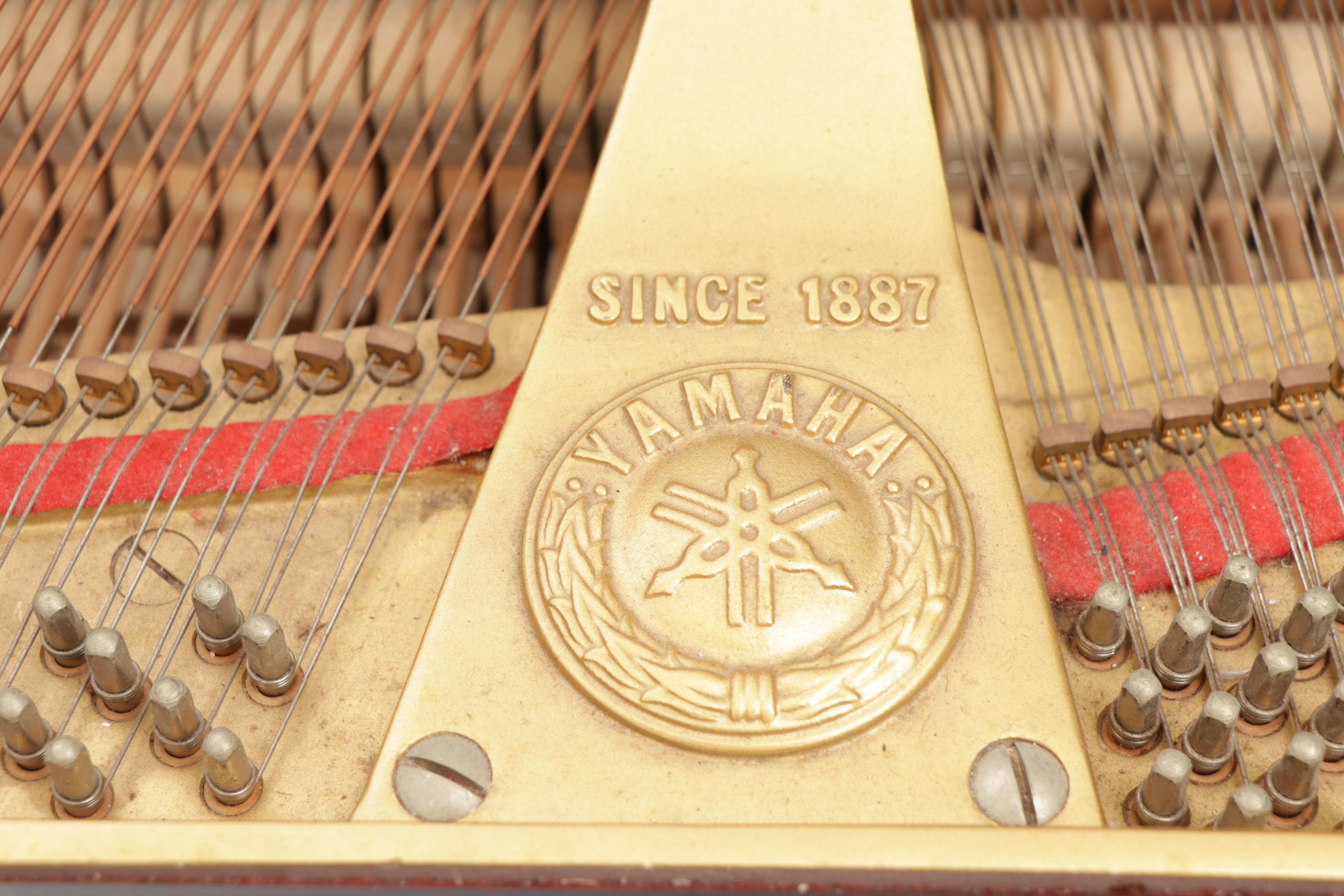 Yamaha G3 Polished Ebony Baby Grand Piano with Tufted Bench