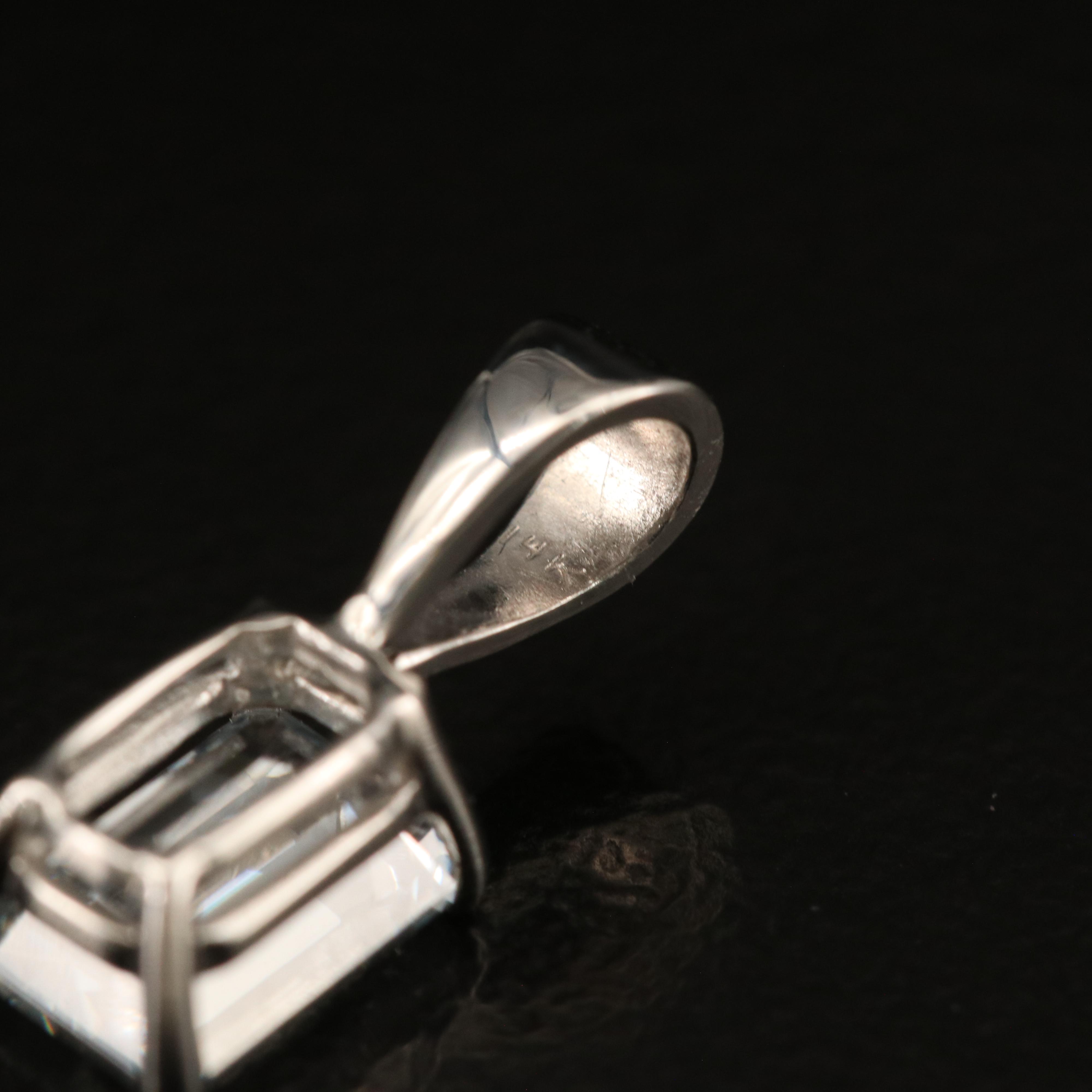 14K 0.69 CT Lab Grown Diamond Pendant