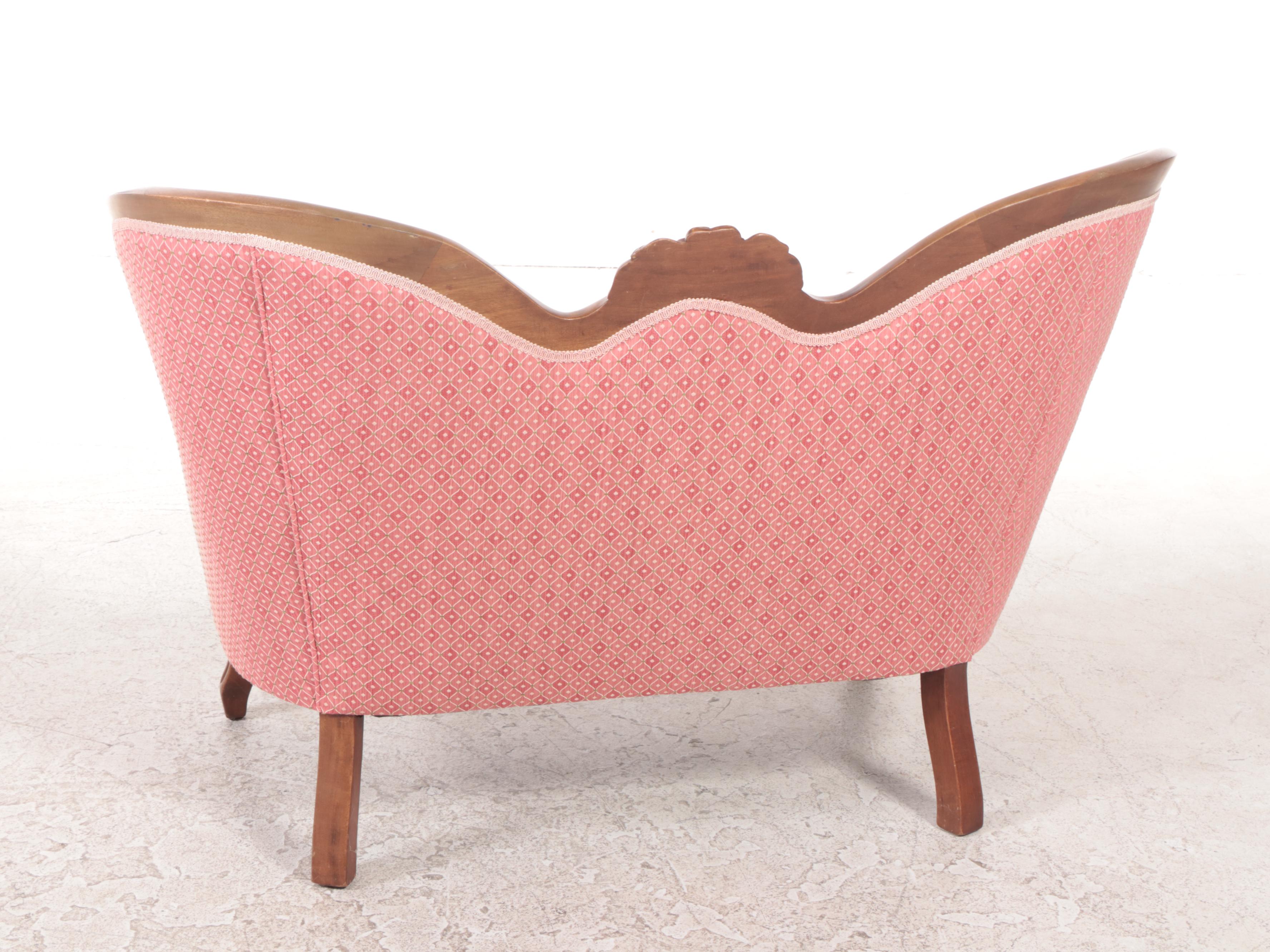 Rococo Revival Style Mahogany and Buttoned-Down Loveseat, 20th Century