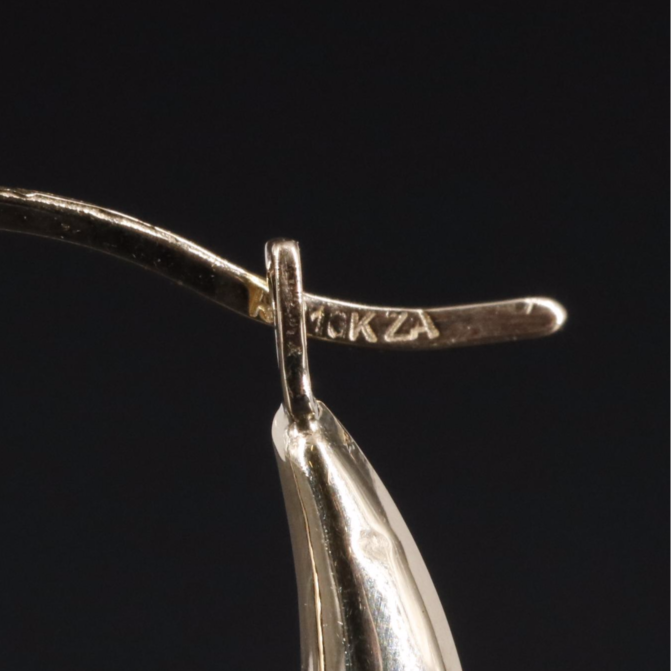 10K Oval Hoop Earrings