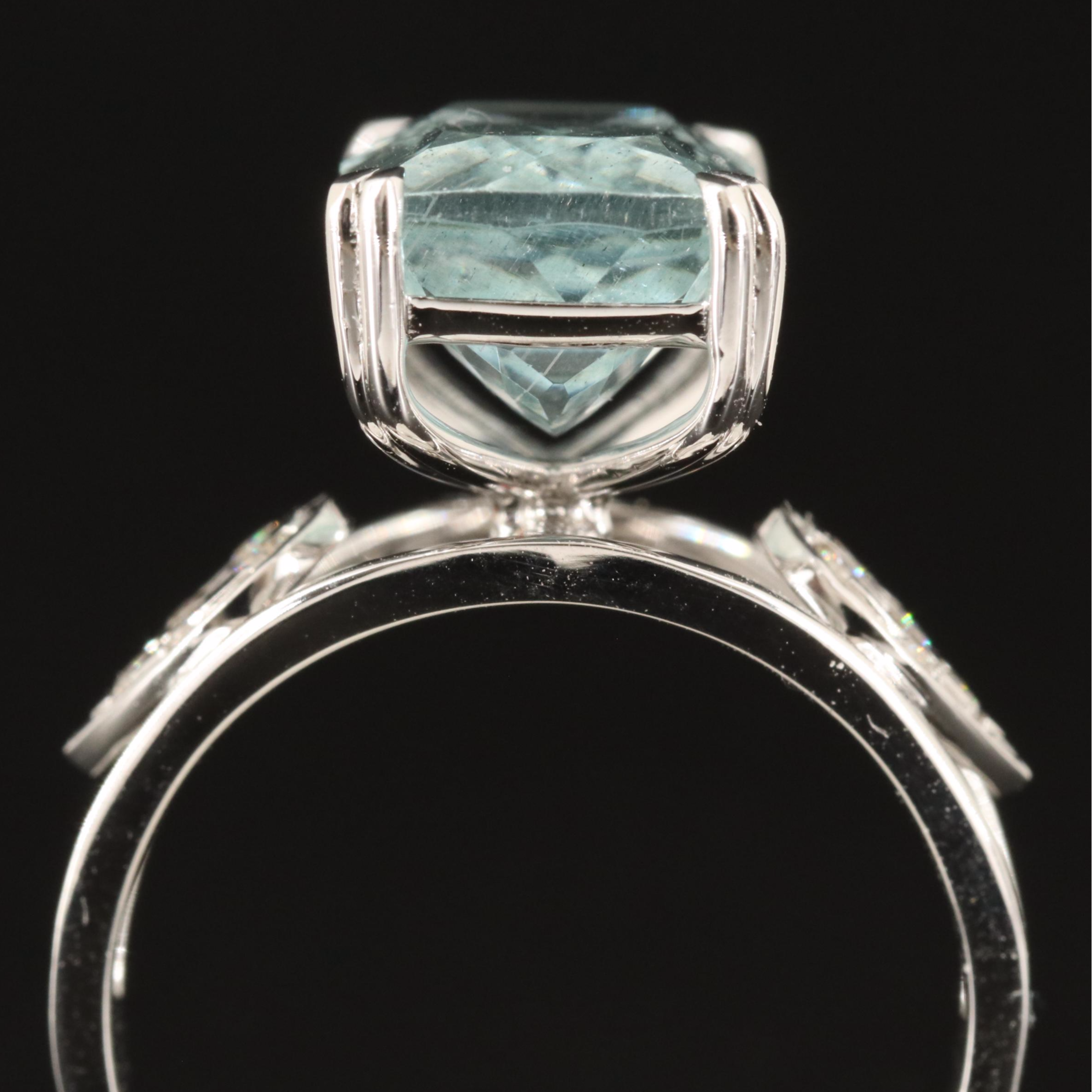 14K 4.80 CT Aquamarine and Diamond Ring