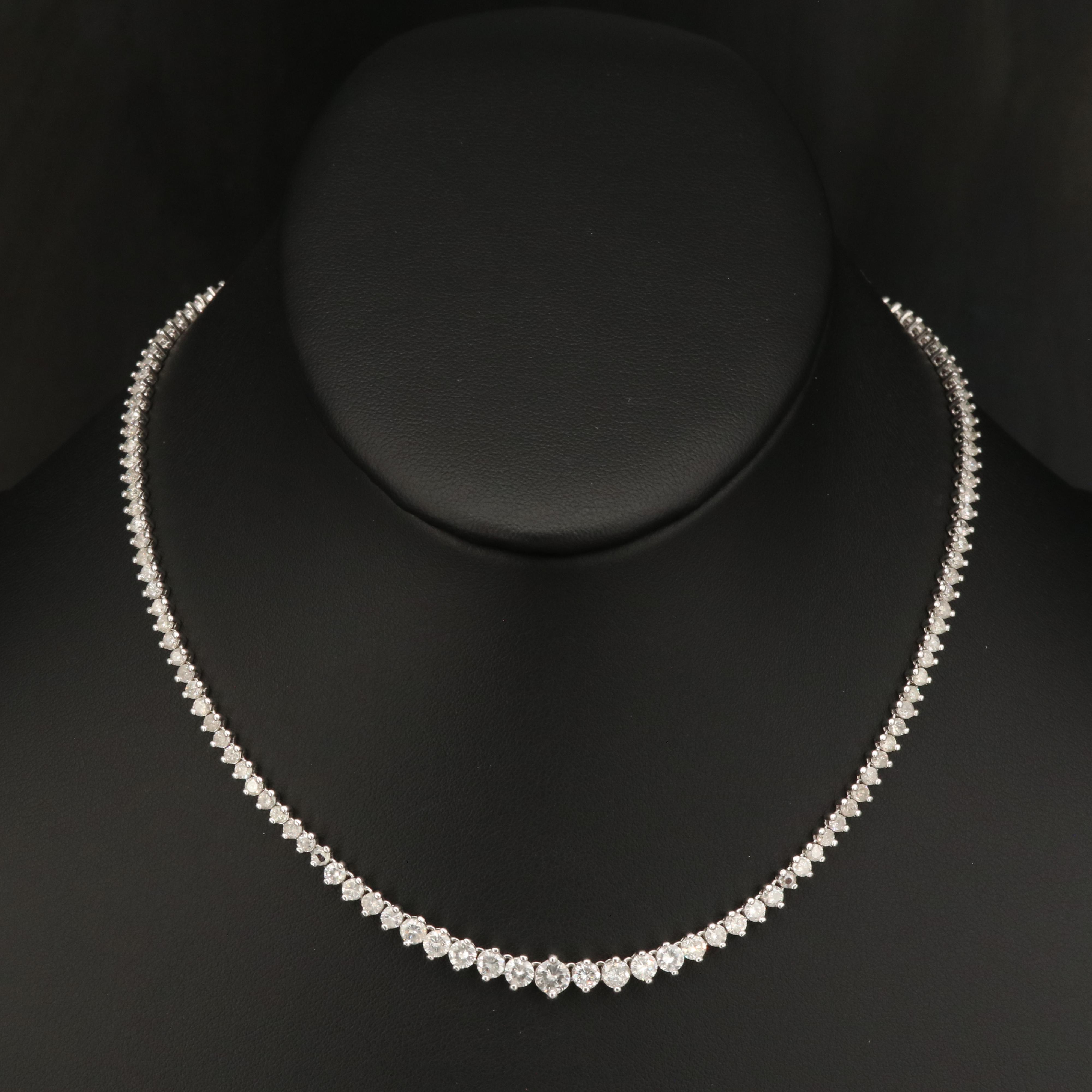 Platinum 10 CTW Diamond Graduated Riviéra Necklace