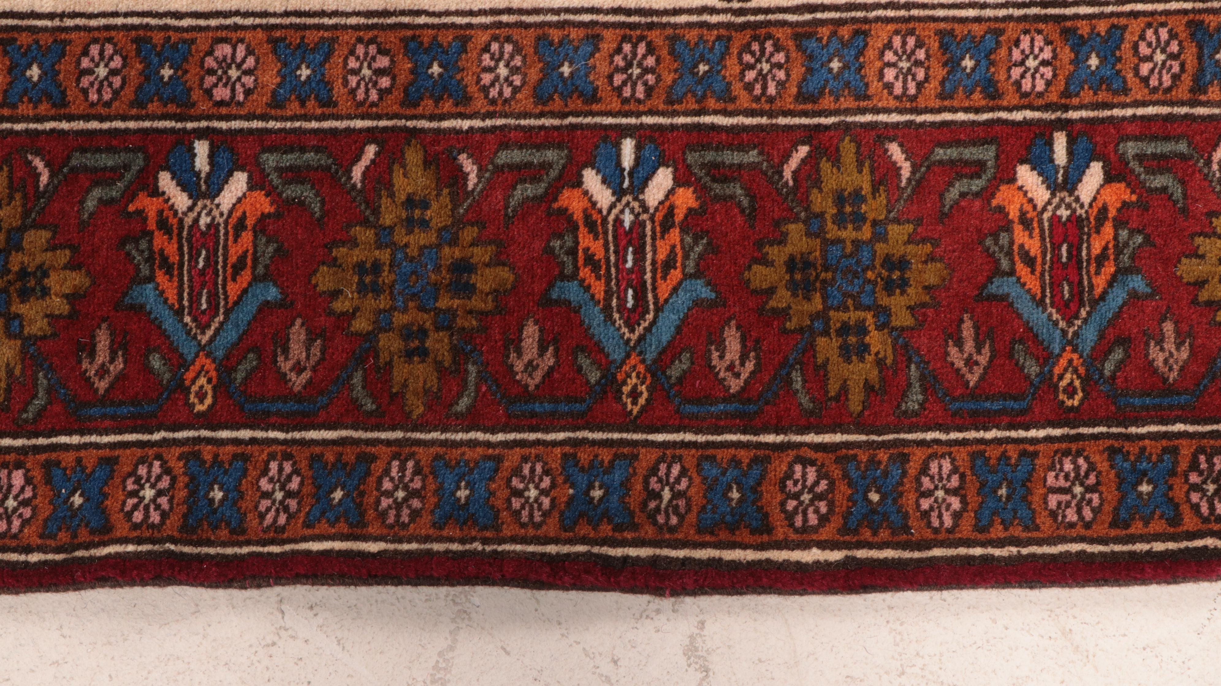 4'1 x 6'5 Hand-Knotted Pakistani Lahore Area Rug